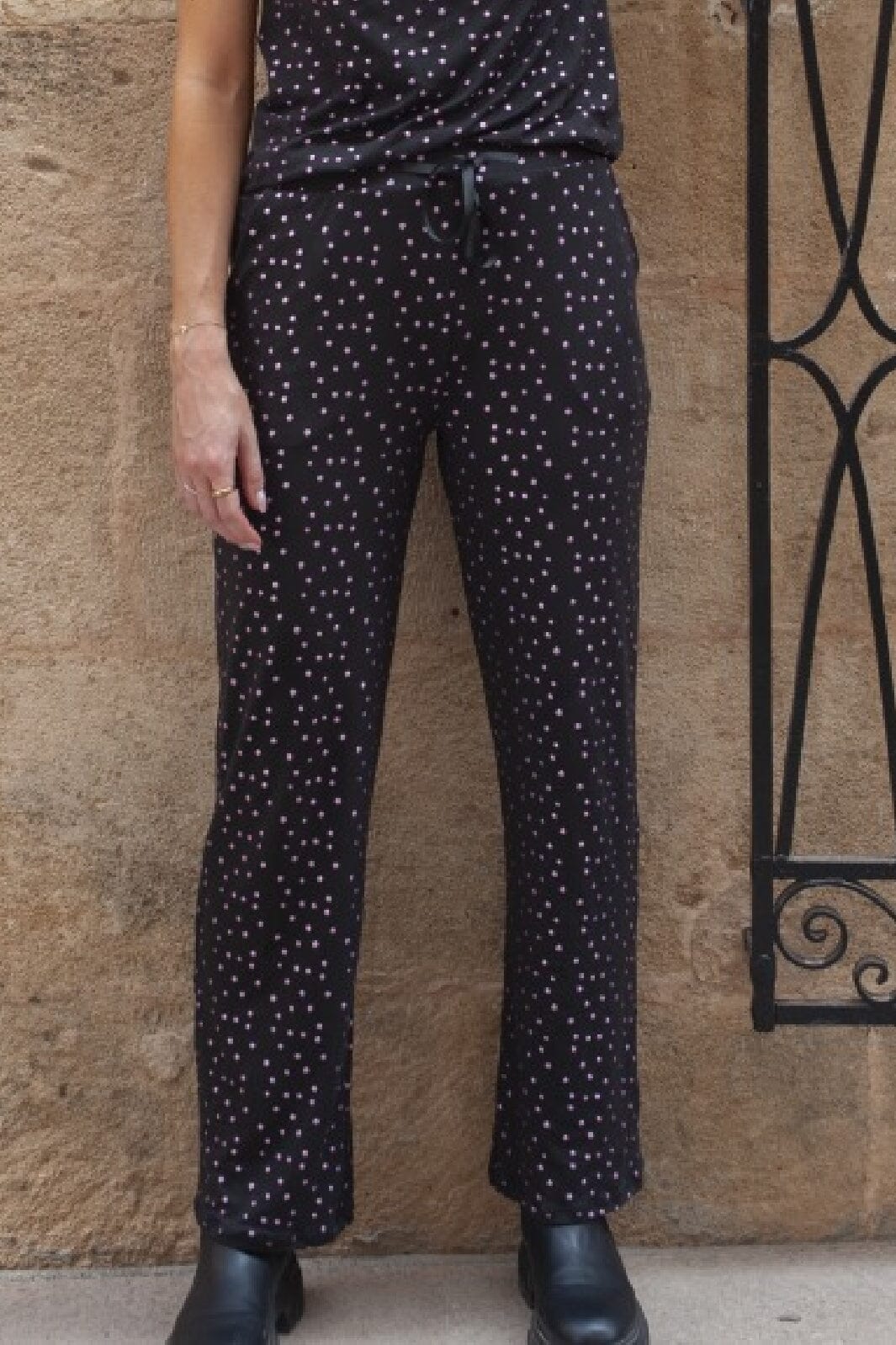 Liberte Alma-Wide-Pants black pink holographic dot