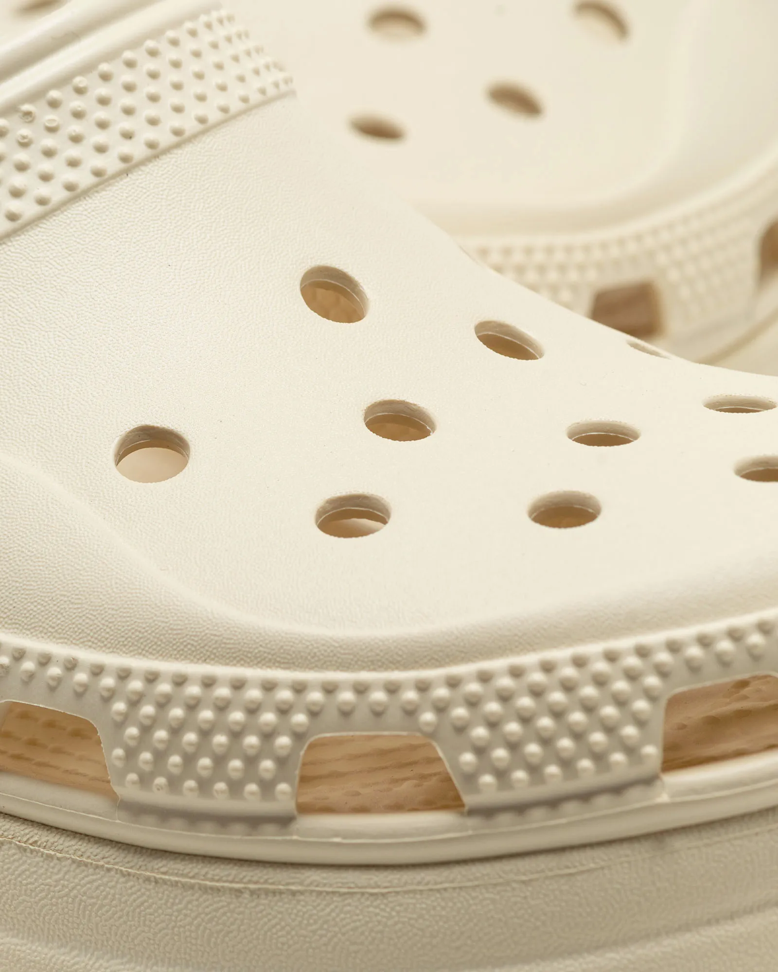 crocs Hiker Xscape Clog
