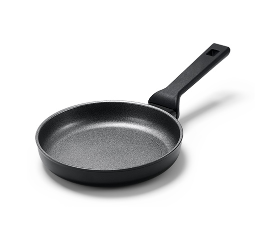 Induktionsgeeignete Profi-Pfanne, ca. 20 cm