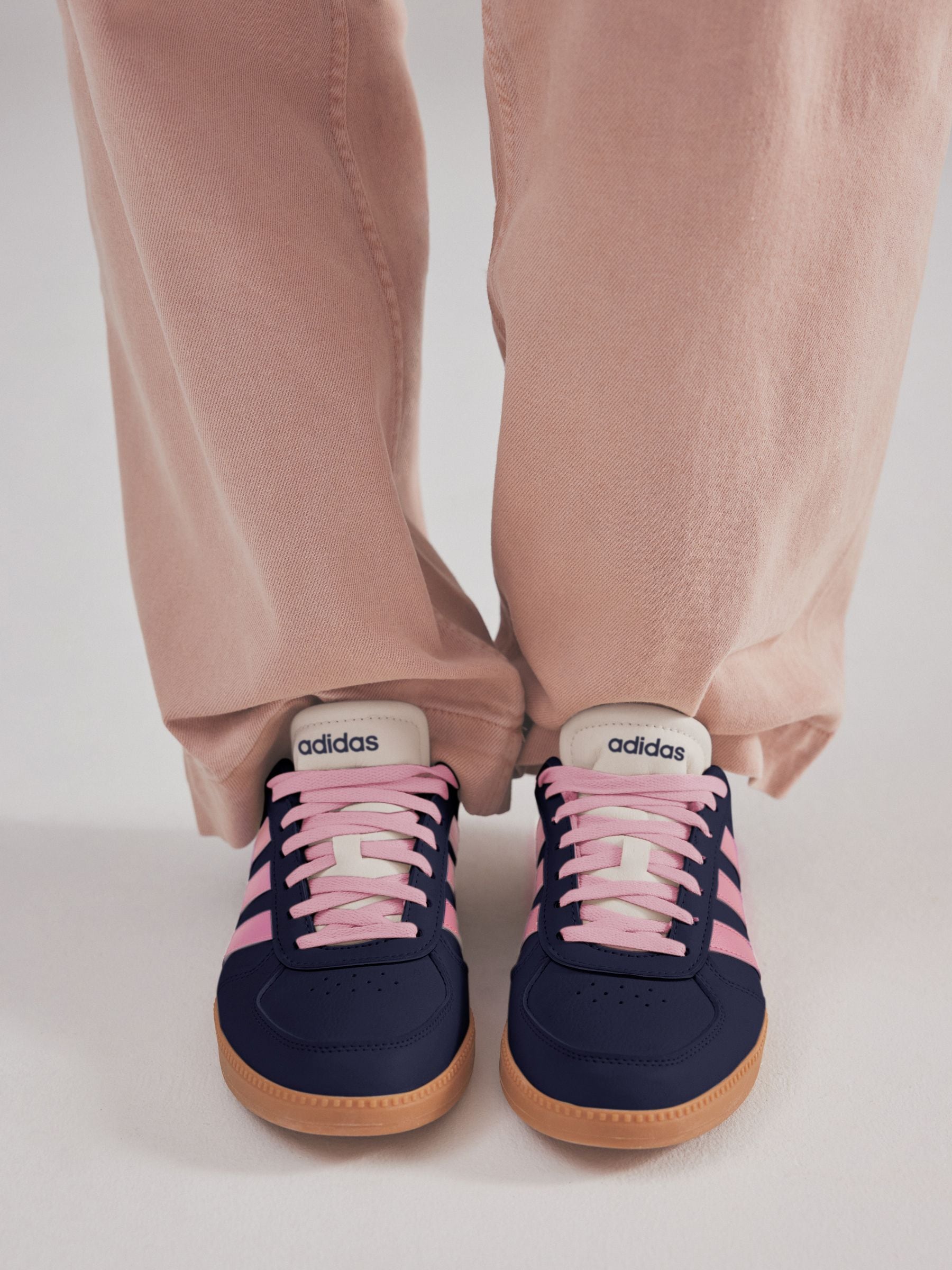 Donkerblauw/roze - adidas Breaknet Sleek sneakers