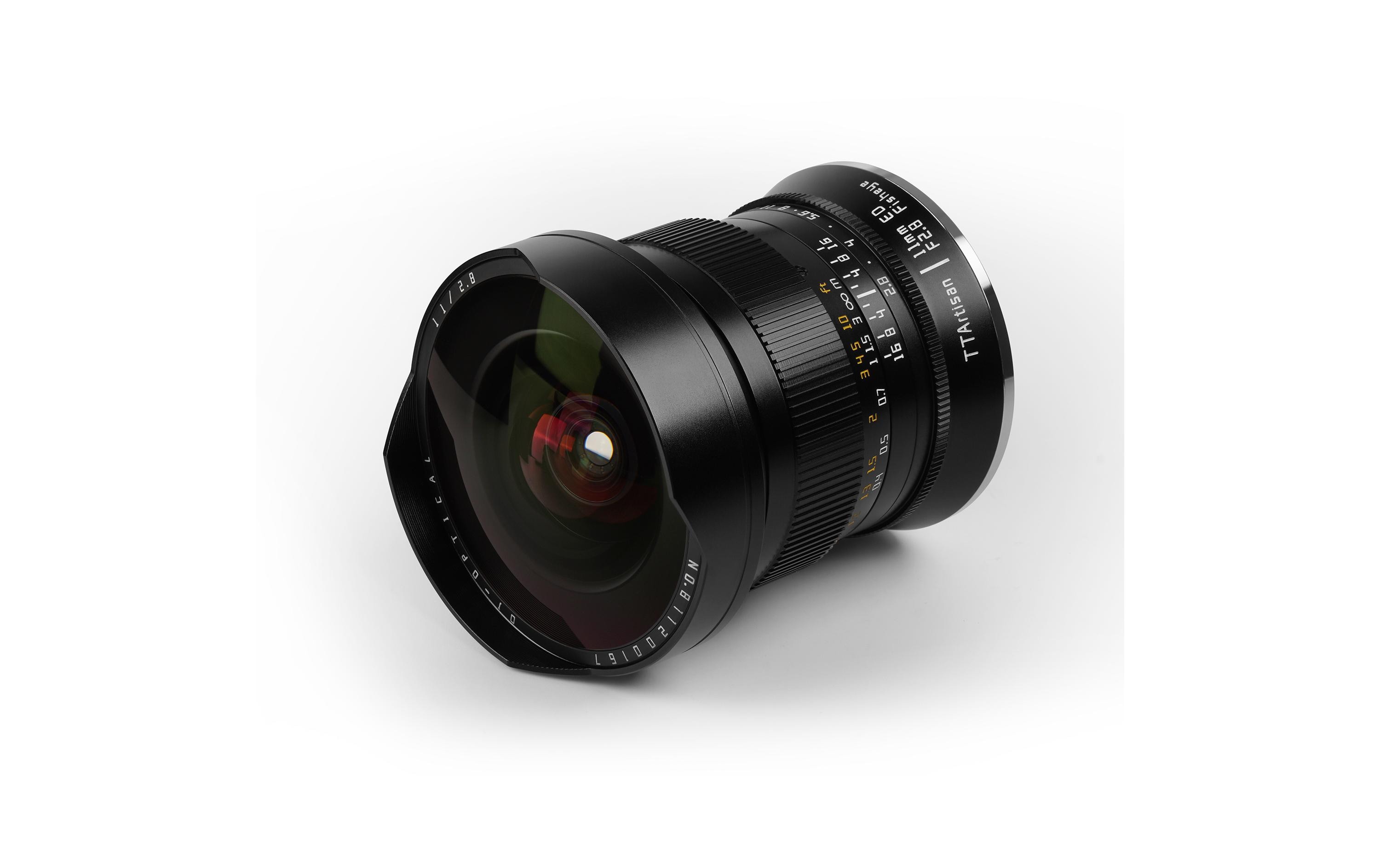 Festbrennweite 11mm F/2.8 – Nikon F<br>Fischaugenobjektiv mit grandiosem Weitwinkel-Sichtfeld