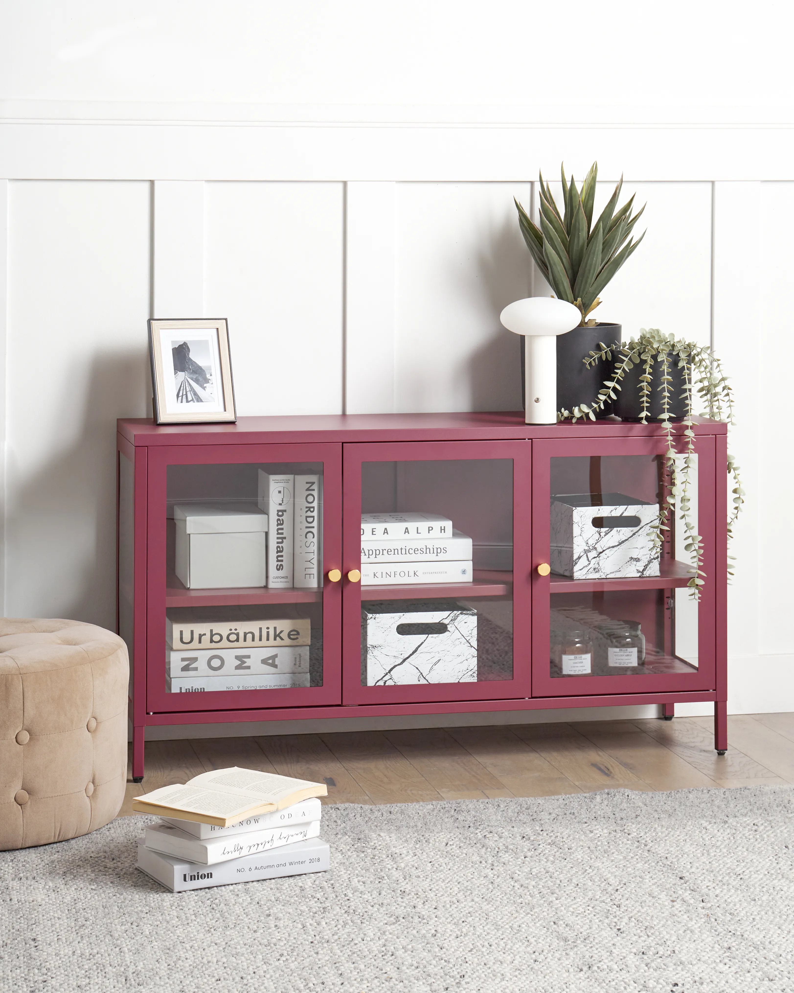 Dressoir met glazen deuren NEWPORT Metaal 115 cm Donkerrood