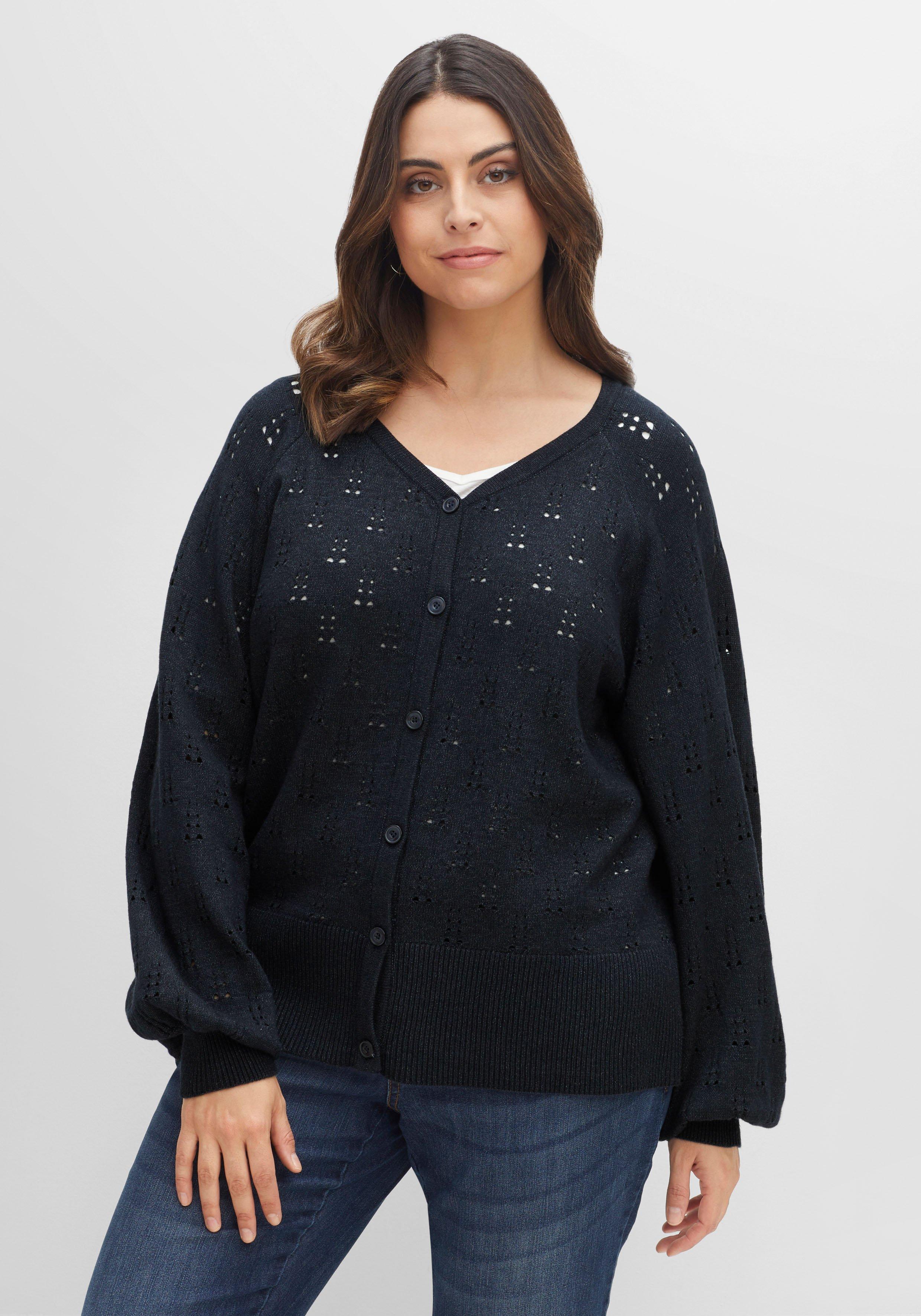 Strickjacke im Ajourmuster, mit weiten Ärmeln
