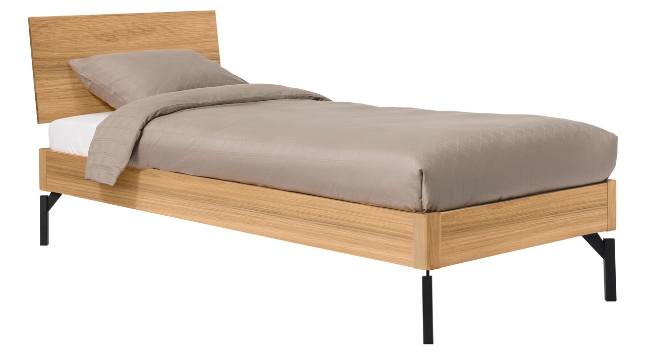 Bed Sky met hoofdbord hout en poten metaal eiken honing