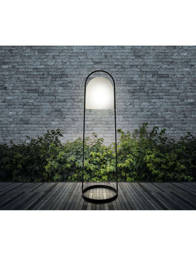 Eva Solo SunLight Solcellelanterne høj 100 cm Gjør sommerkveldene lysere og