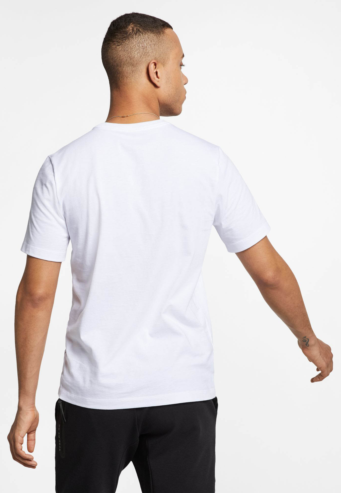 Sportswear T-Shirt 101/White/Black