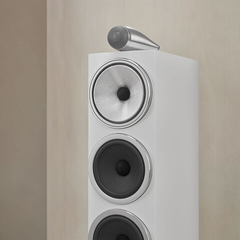 Bowers & Wilkins 703 S3 – slanke, exclusieve vloerluidspreker met topgeluid Hoogglans zwart