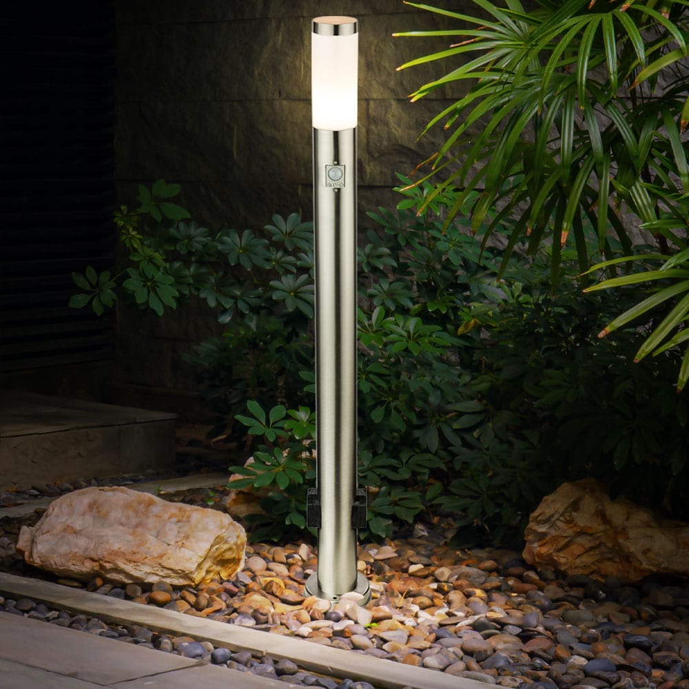 RGB LED Stehleuchte mit Steckdosen und Sensor BOSTON