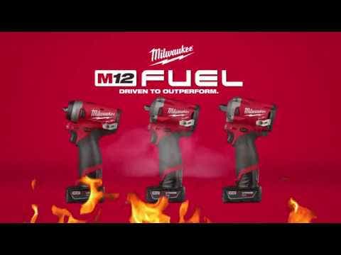 Kit de chave de impacto curta Milwaukee 12V FUEL™ de 1/2