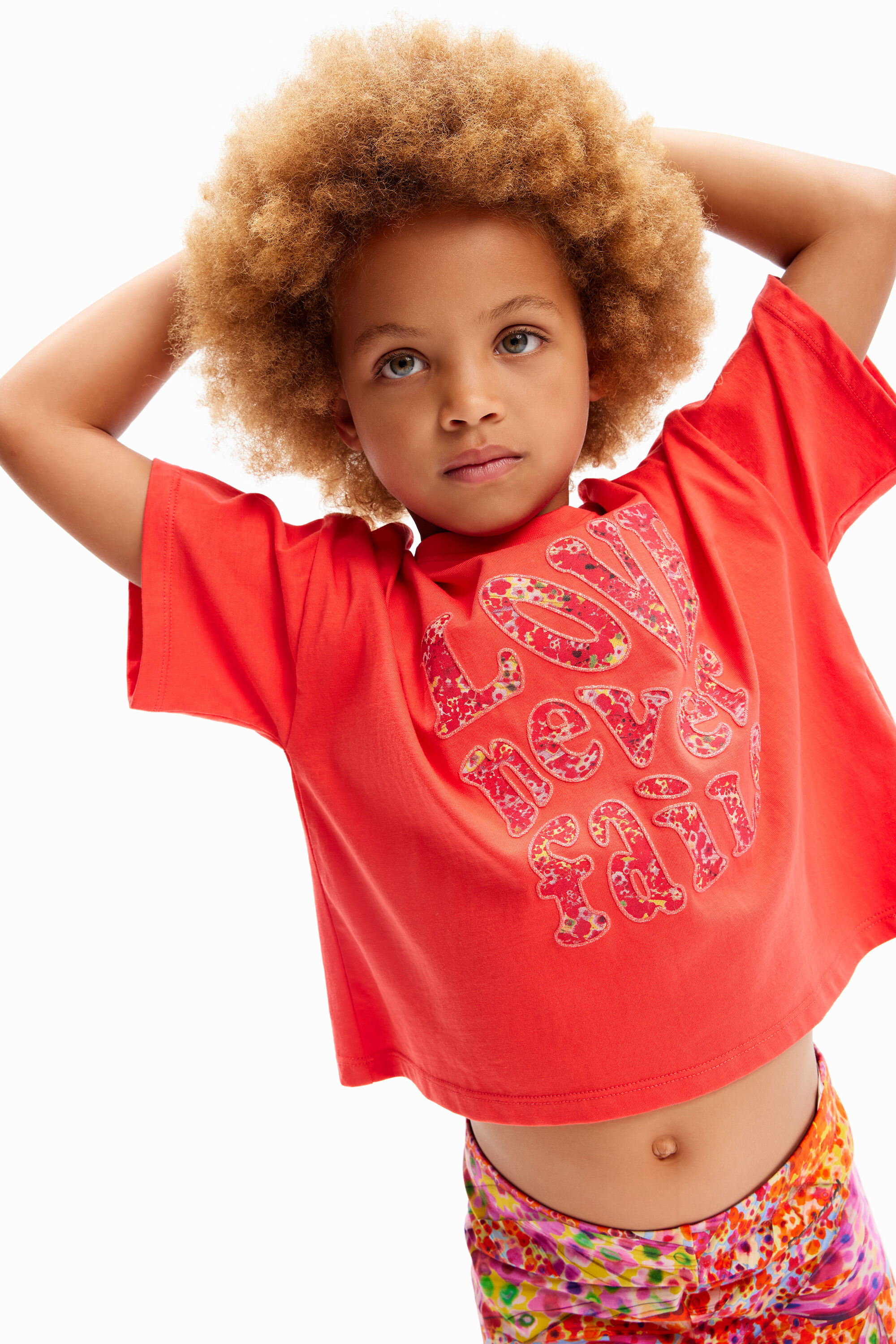 T-shirt oversize message