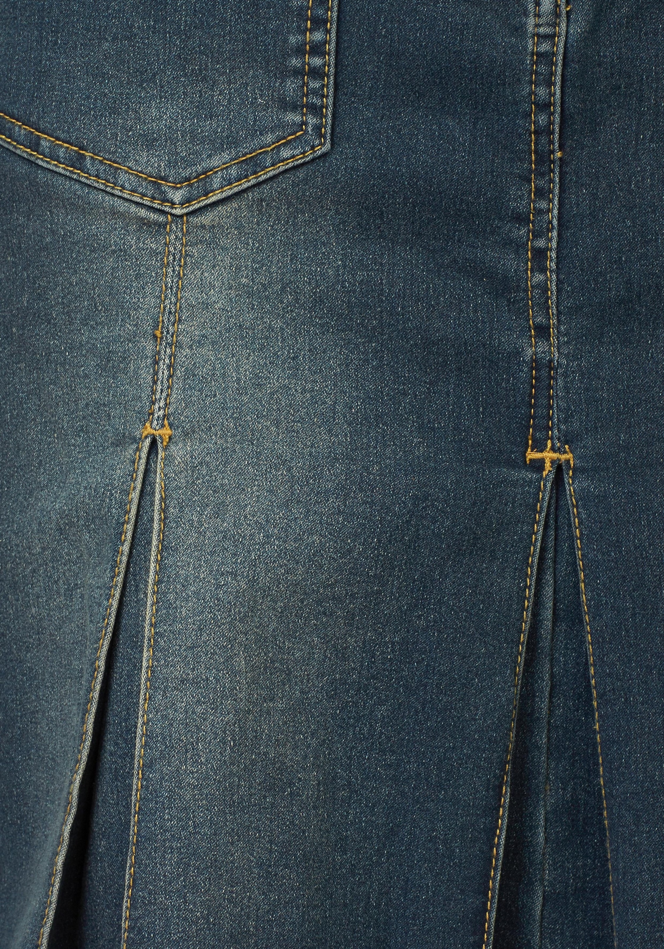 Aniston CASUAL Jeansrock , mit eingelegten Falten