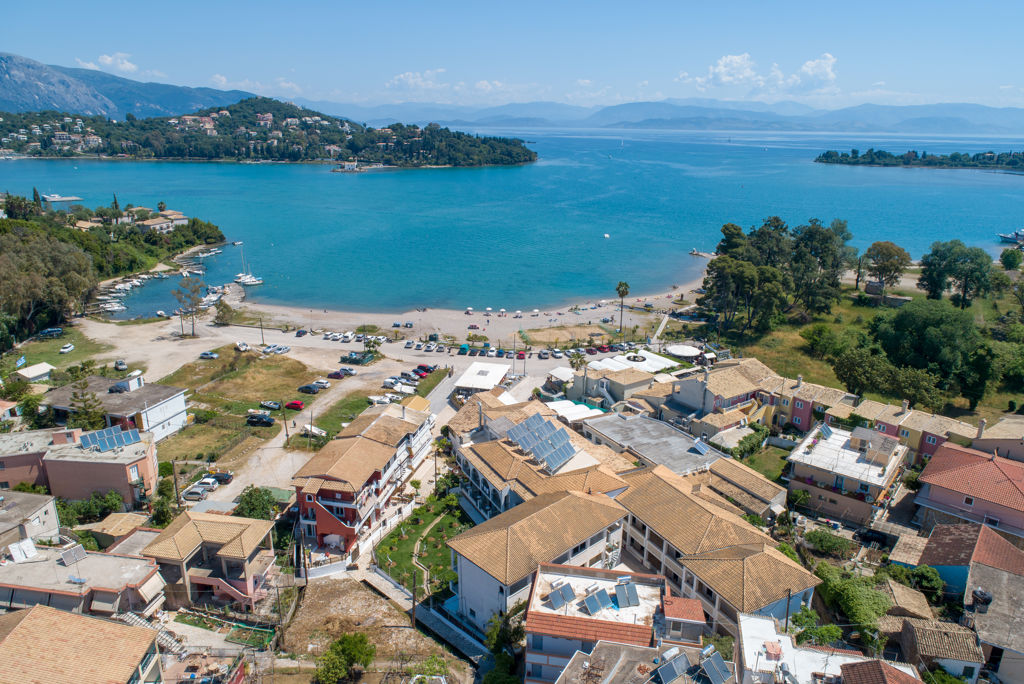 Iliada Beach Hotel Logies en ontbijt - Hotel