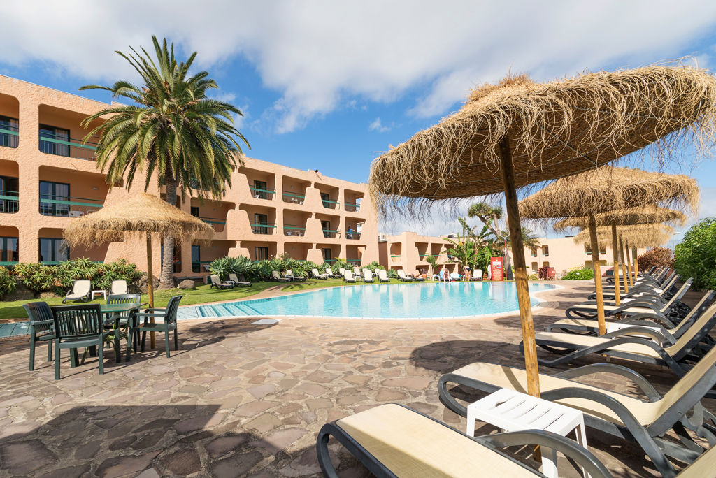 Fly & Go Dom Pedro Garajau Logies en ontbijt - Hotel