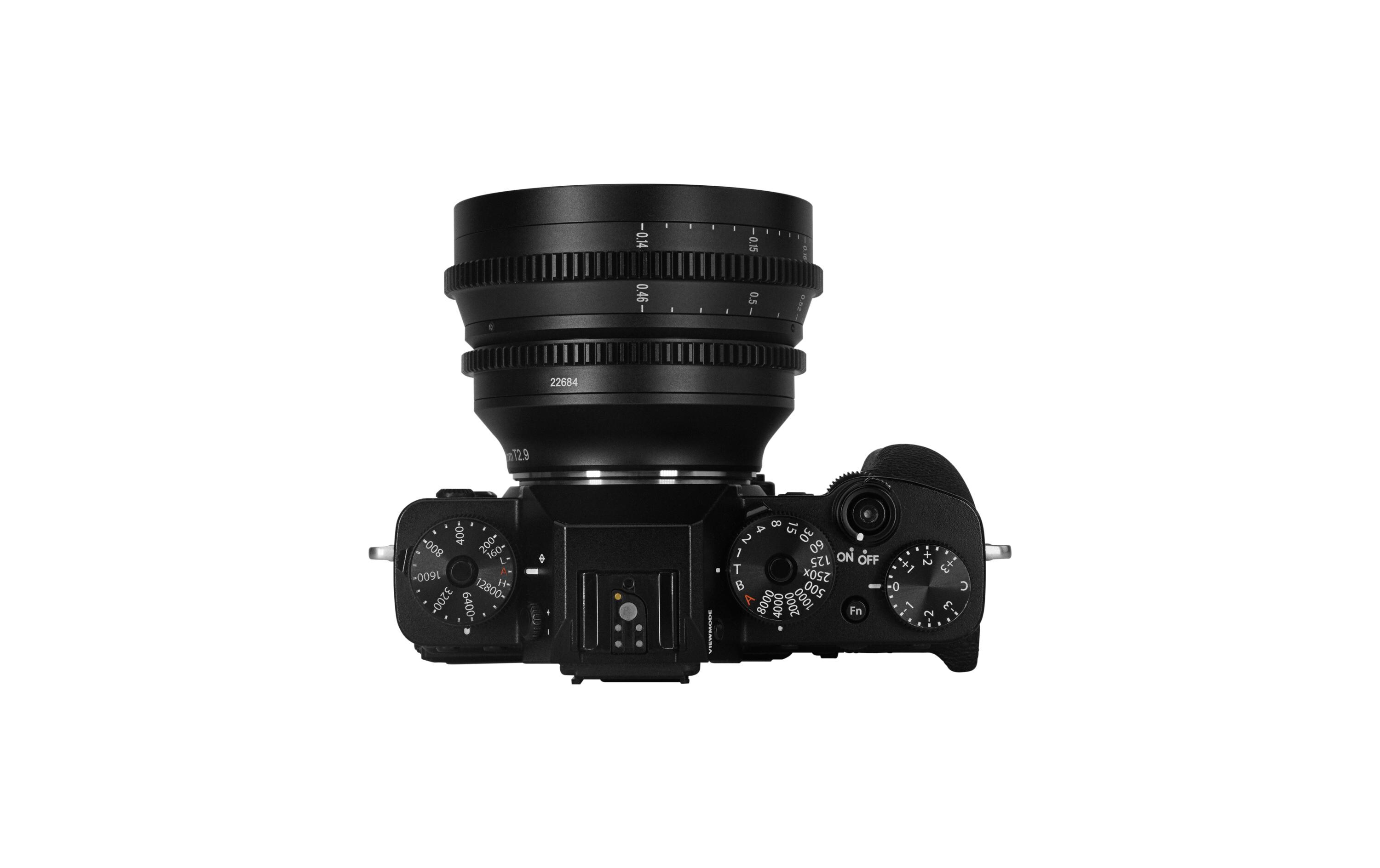 Festbrennweite 12mm T/2.9 – Fujifilm X-Mount<br>Scharfe, kompakte und robuste Weitwinkel-Festbrennweite