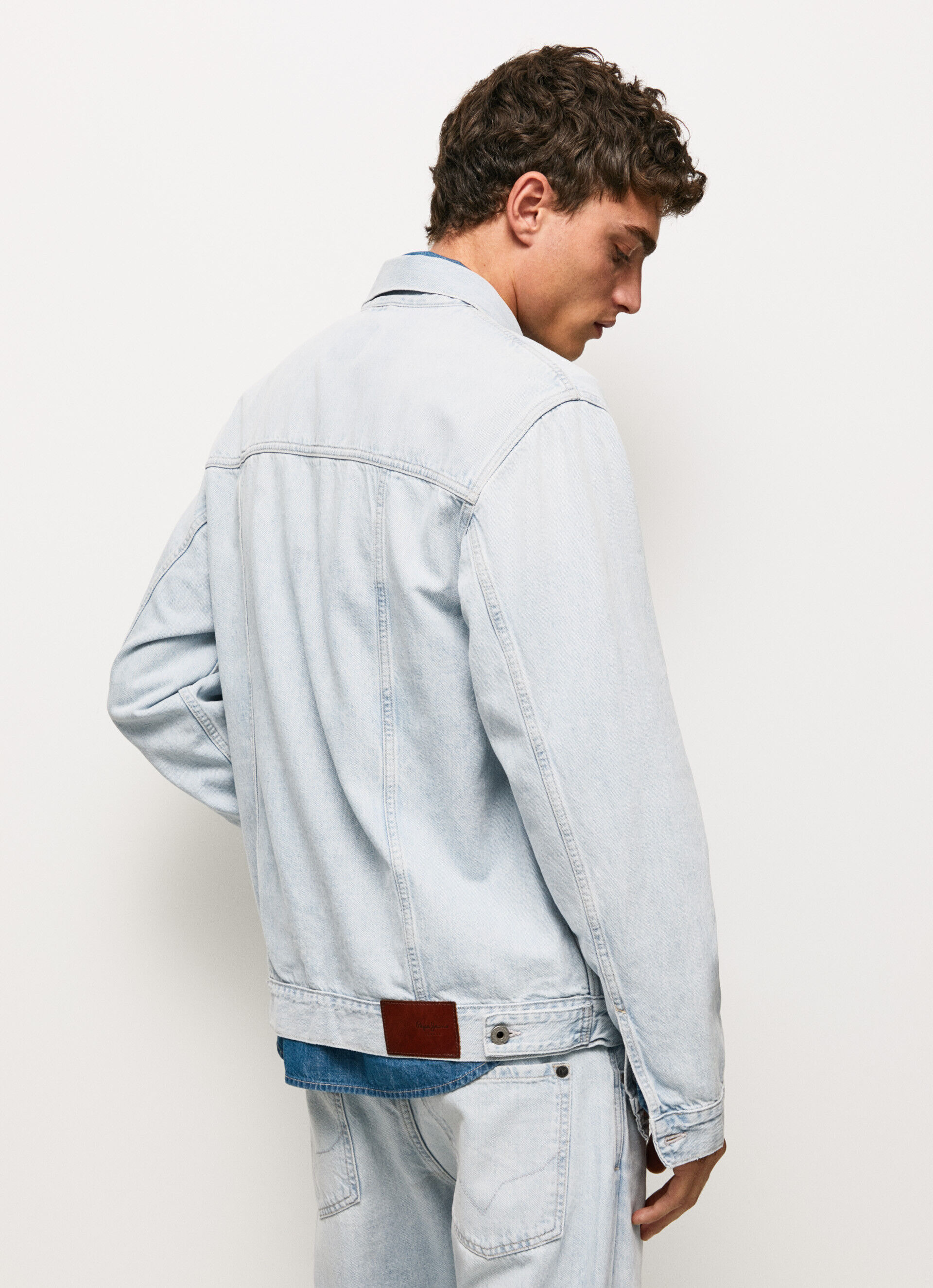 JAQUETA JEANS OVERSIZED - jeans