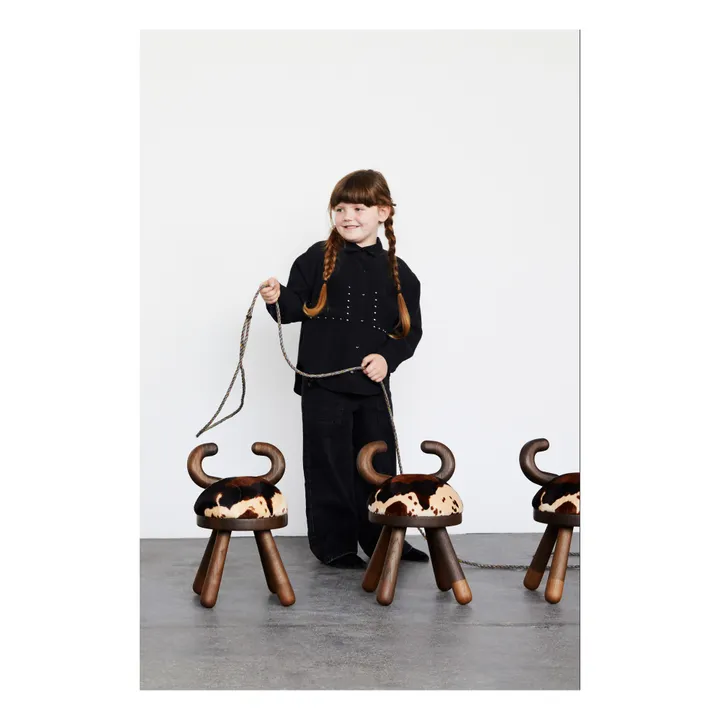 EO Chaise vachette en chêne et noyer par Takeshi Sawada | Bois foncé