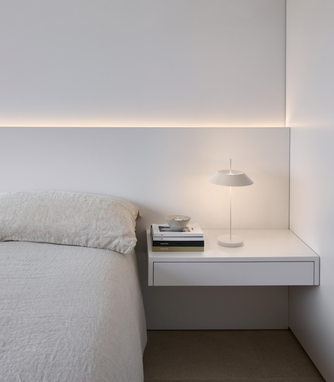 Vibia Mayfair Mini 5495 tafellamp LED oplaadbaar Warm White