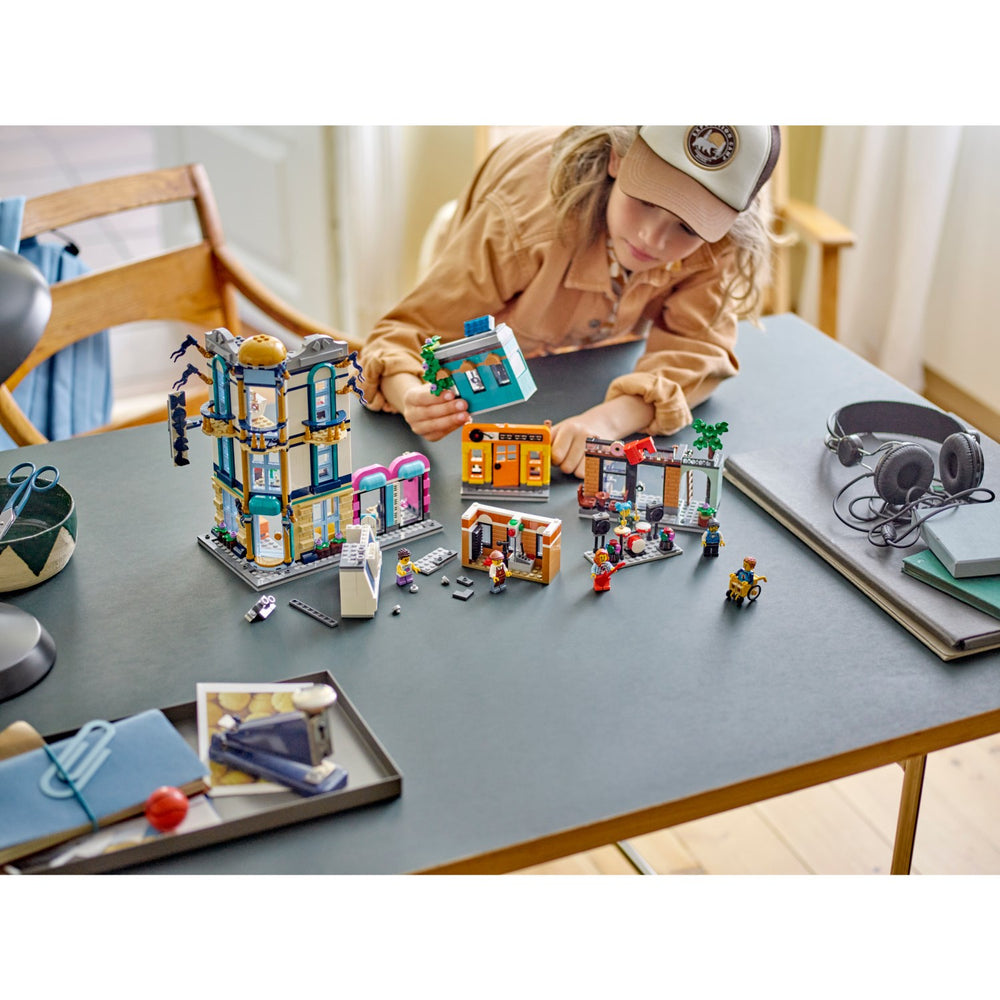 Køb LEGO® Creator Hovedgade