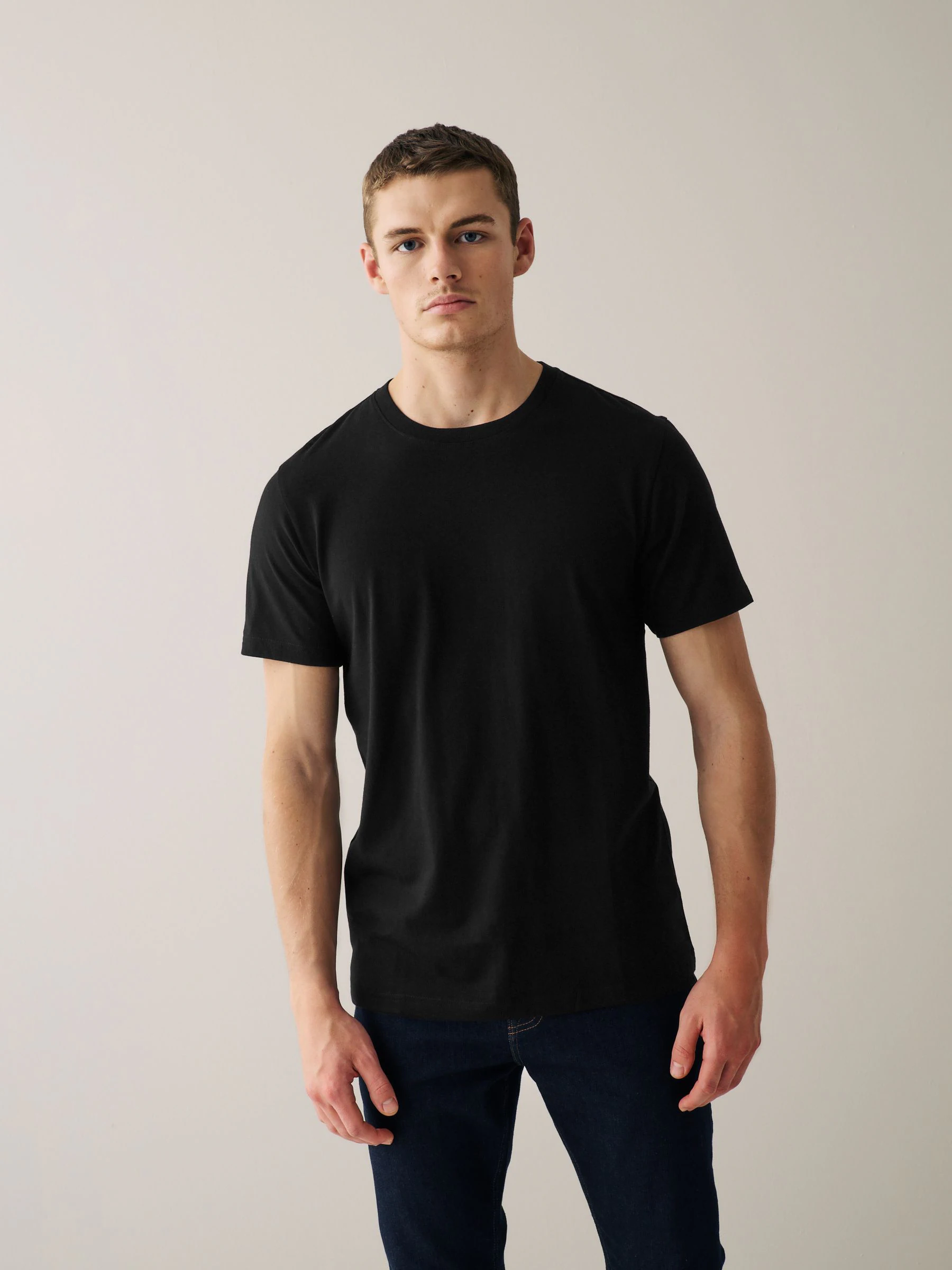 Marineblauw/ blauwgroen/ wit/ zwart/ groen/ bordeauxrood - Normale Pasvorm - Essential katoenen T-shirts verpakking van 6