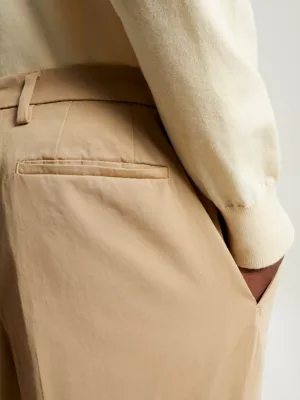 Calças militares slim fit tingidas em peça