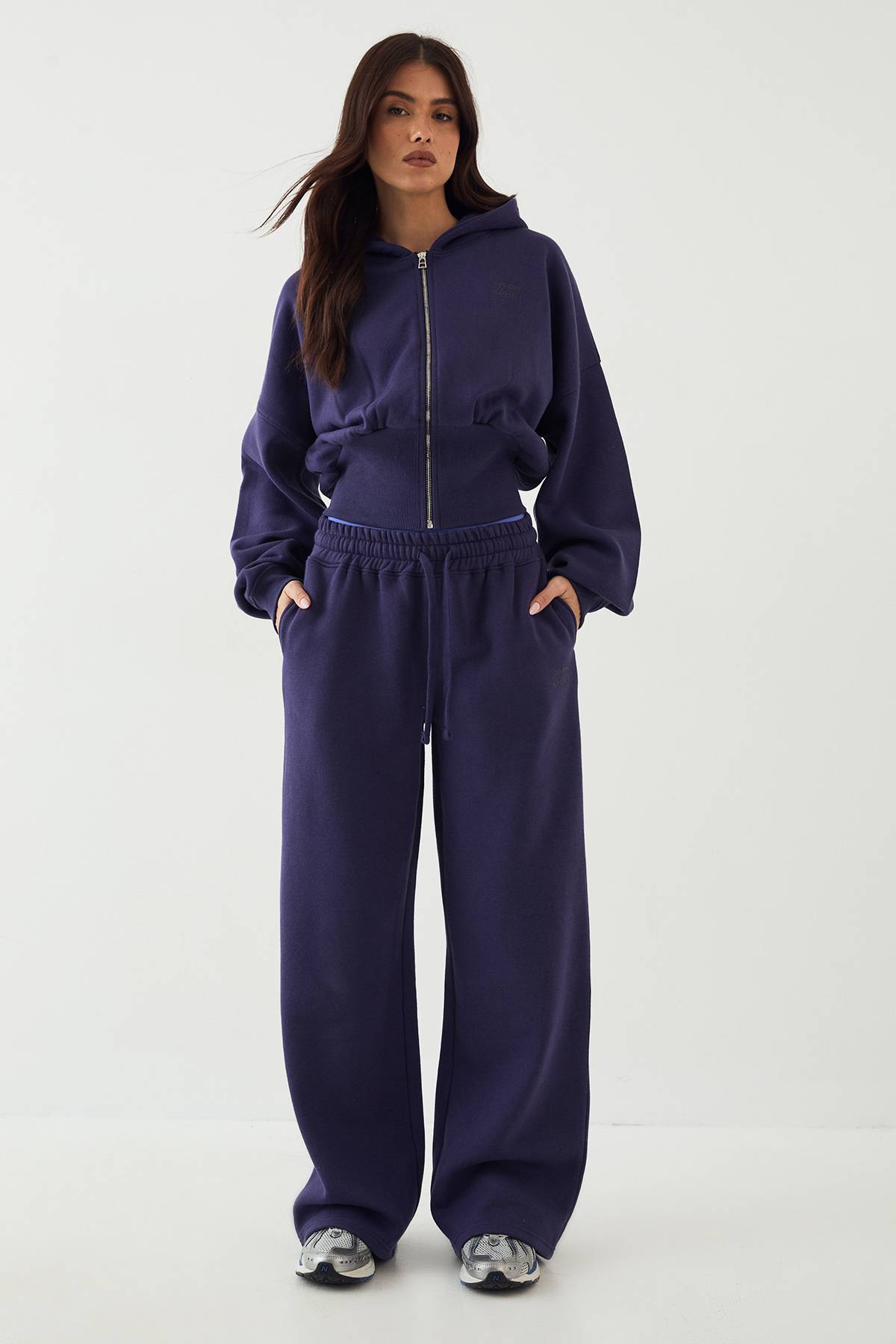 Sweat à Casynthétiqueche Zippé DSGN Studio Sport Coupe Boxy Crop avec Ourlet Resserré