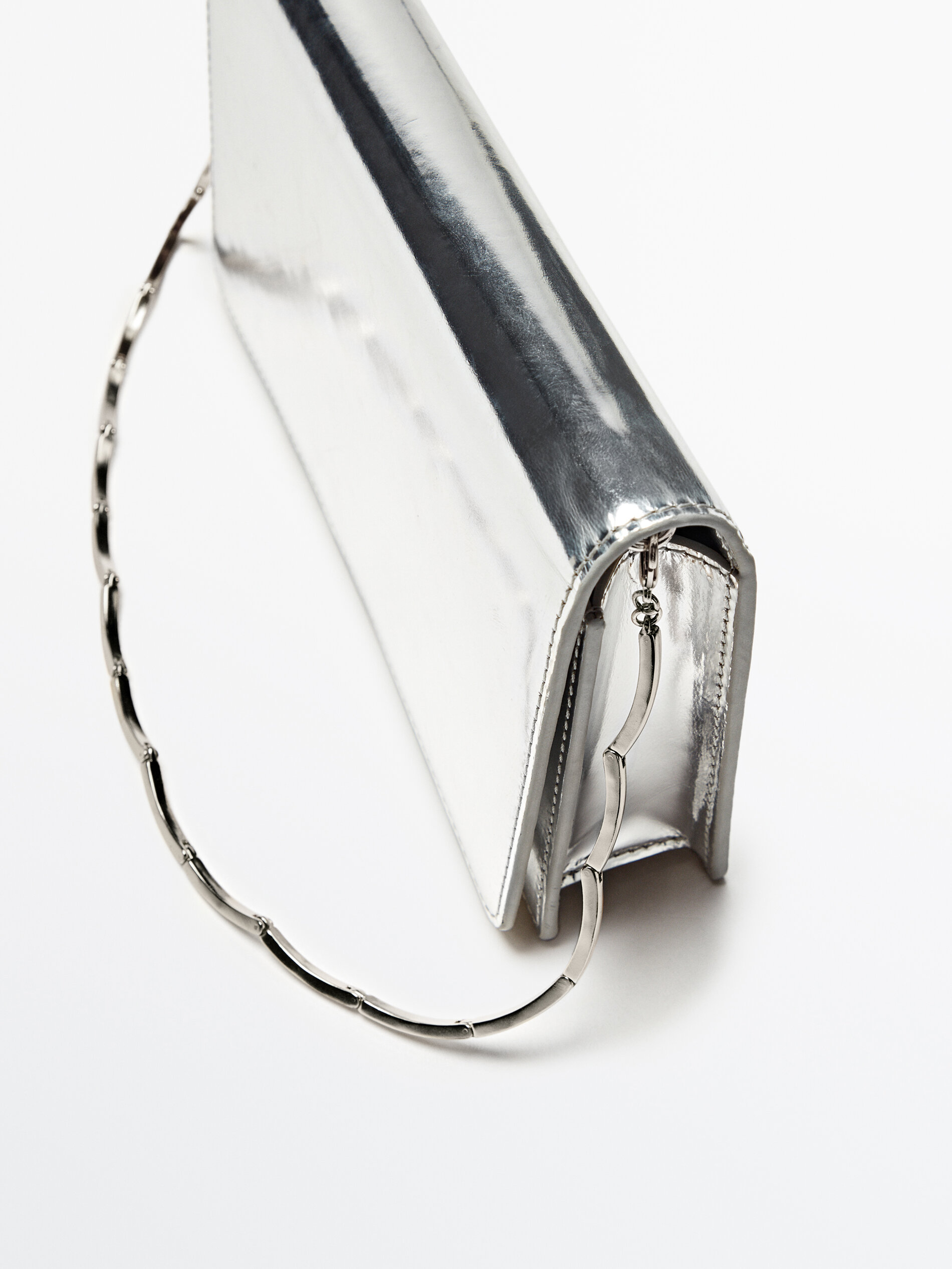 Bolsa de couro com alça articulada - PRATA