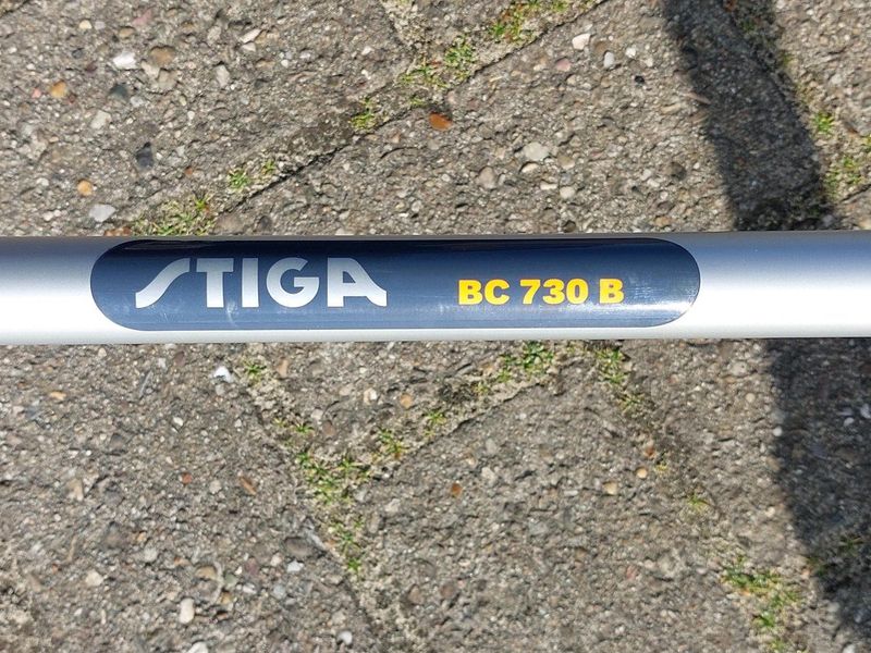 Stiga - BC 730 B - Benzine Bosmaaier - 25,4cc - 1kW - 2-takt - 44cm