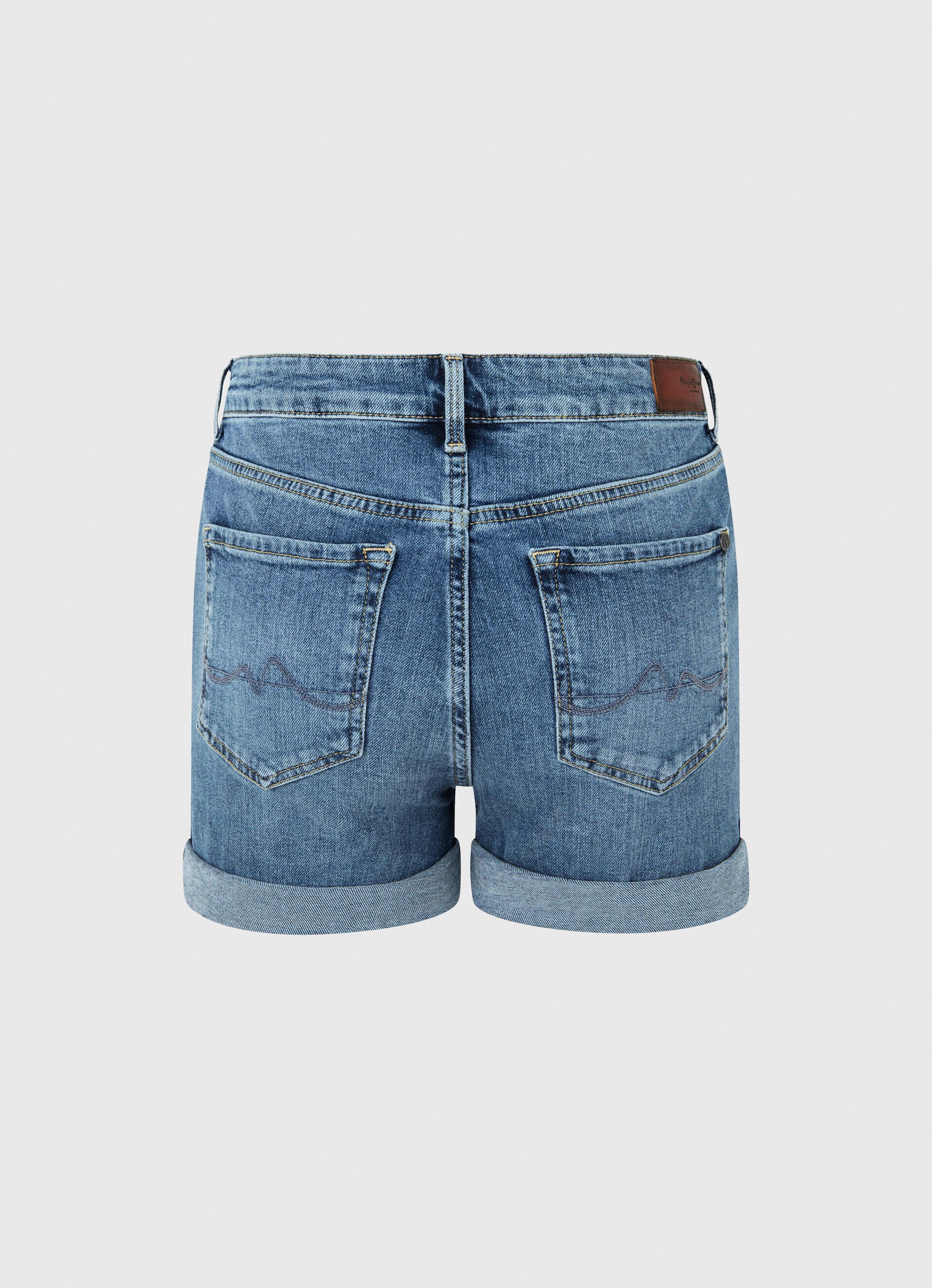 CALÇA JEANS CURTA CORTE REGULAR - jeans