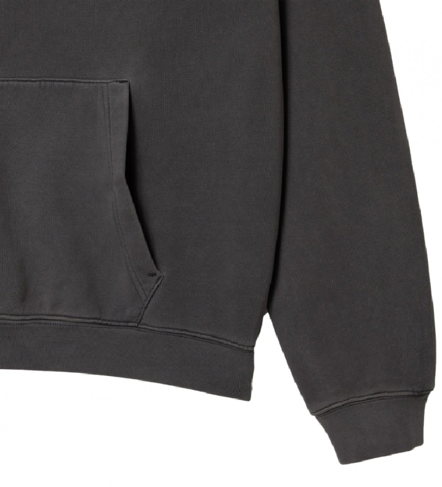 Moletom Lacoste estilo jogger, modelagem solta e com capuz, cinza