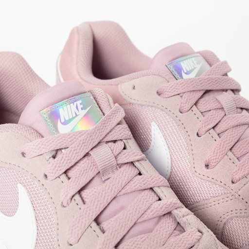 Nike MD Runner 2 Sneakers roze Textiel
