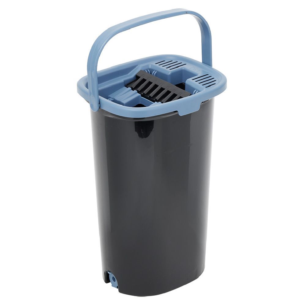 Seau essoreur + balai plat noir et bleu 8L