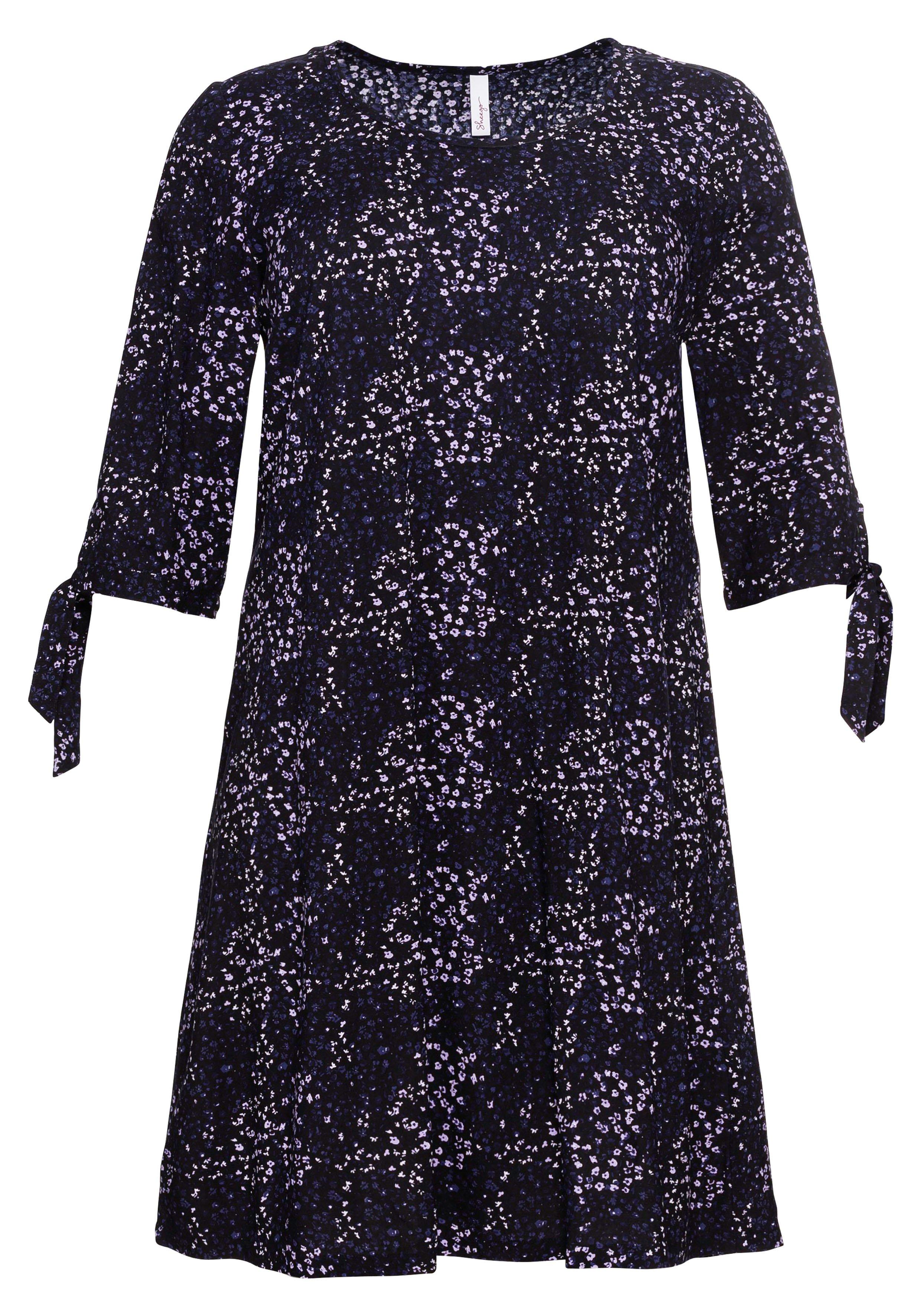 Kleid mit Minimal-Alloverprint und 3/4-Ärmeln
