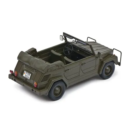 Schuco PKW 0,4t VW 181 oliv 1:35