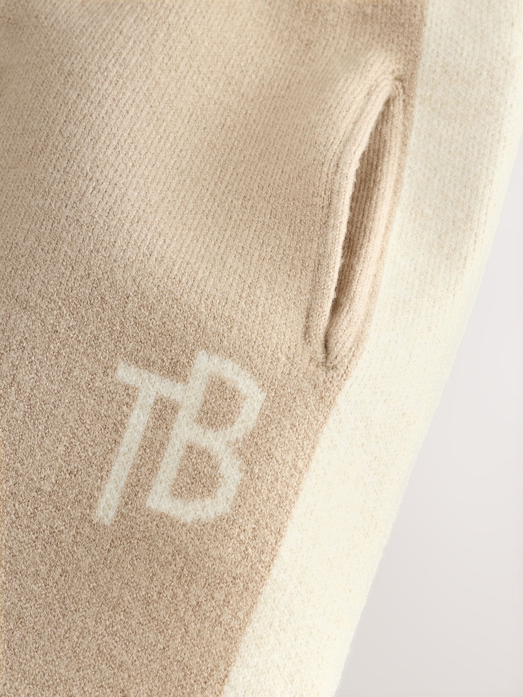 Pastelgeel - Baker by Ted Baker Colourblock Knitted Sweatshirt and Joggers Set