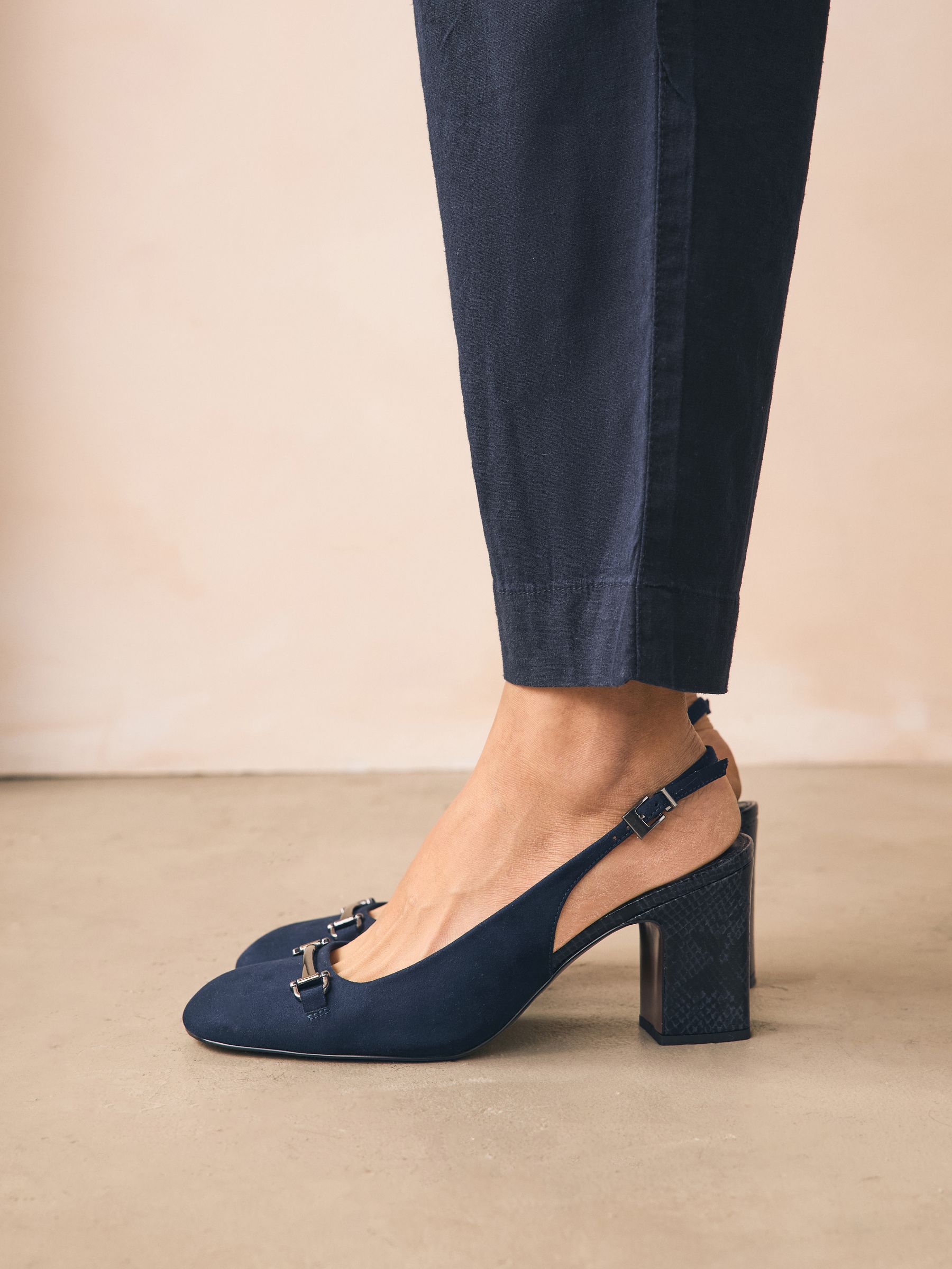 Marineblauw - Hardware Slingback Block Heels
