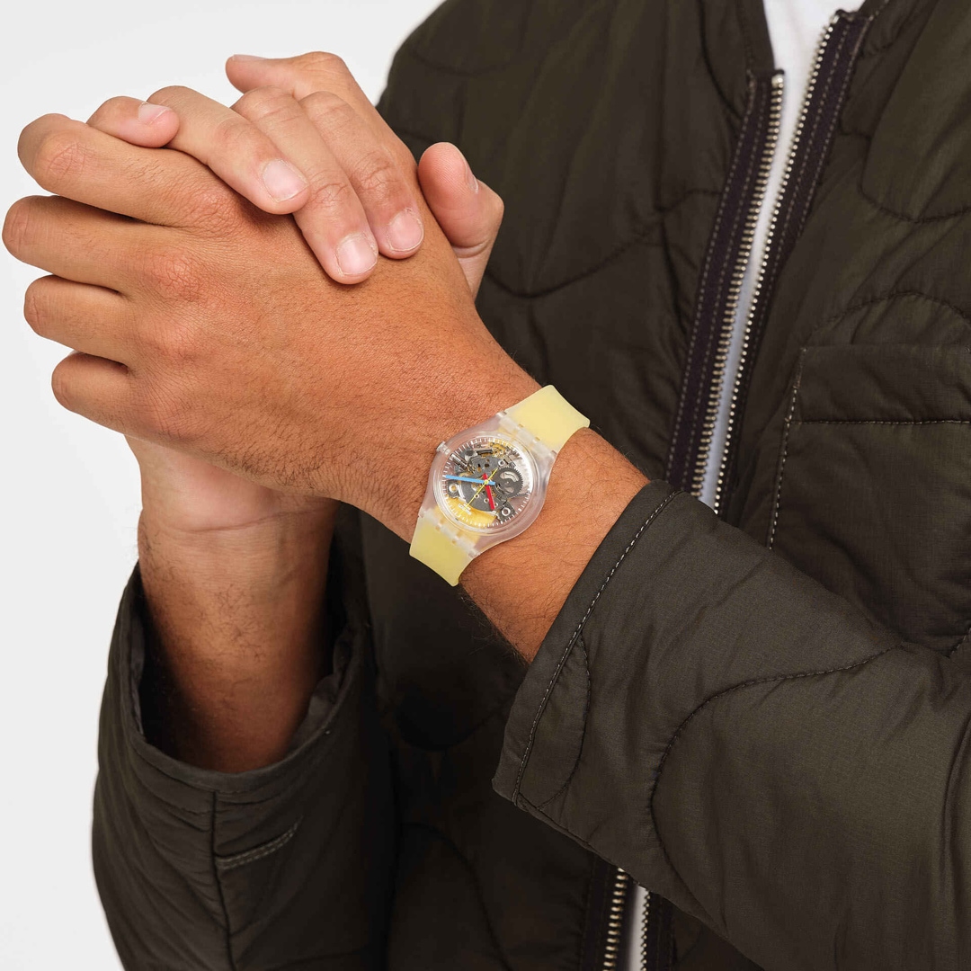Swatch Original 34 Clearly Yellow Striped