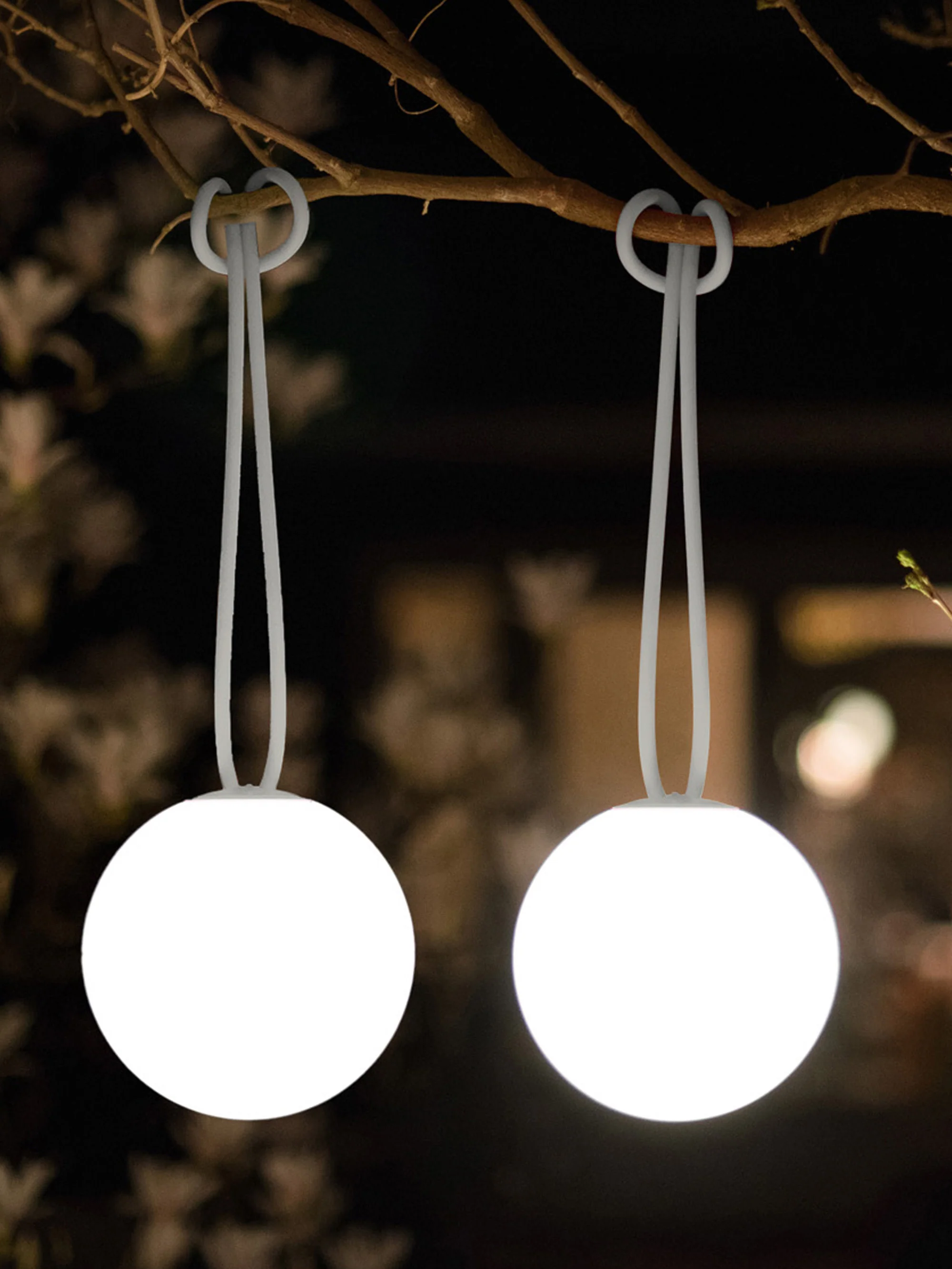 Draagbare outdoor LED-hanglamp Bolleke, dimbaar