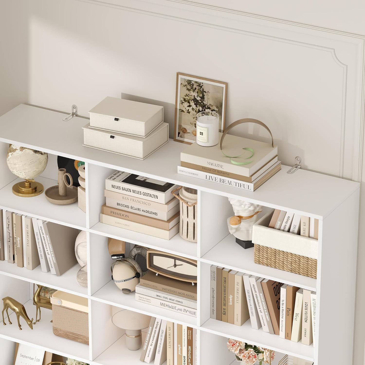 FirFurd 209 cm Bücherregal mit Türen Bücherschrank mit 15 Fächern Vitrinenschrank Hochschrank Holz Mehrzweckschrank groß für Wohnzimmer Arbeitszimmer Küche 150 x 23,7 x 209 cm Weiß