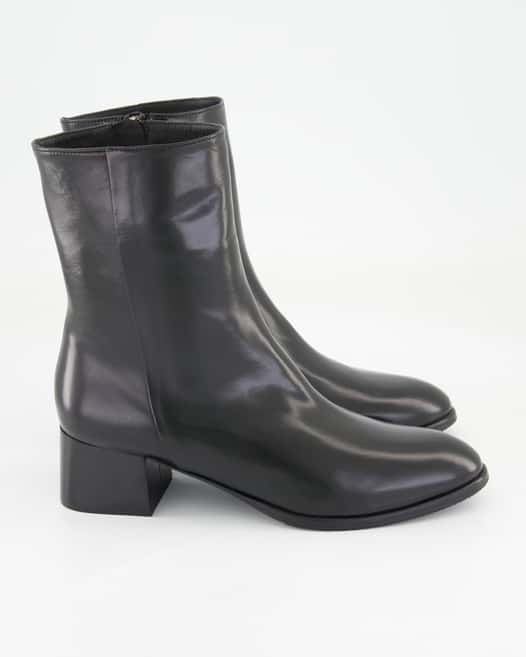 Konstantin Starke TR-W203973 Stiefeletten in Schwarz