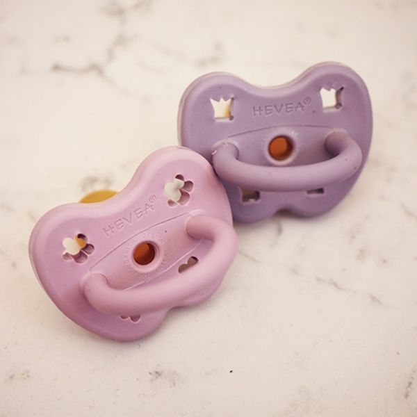 Hevea Fopspeen Rond Dusty Violet / Light Orchid 3-36 Mnd 2 Stuks