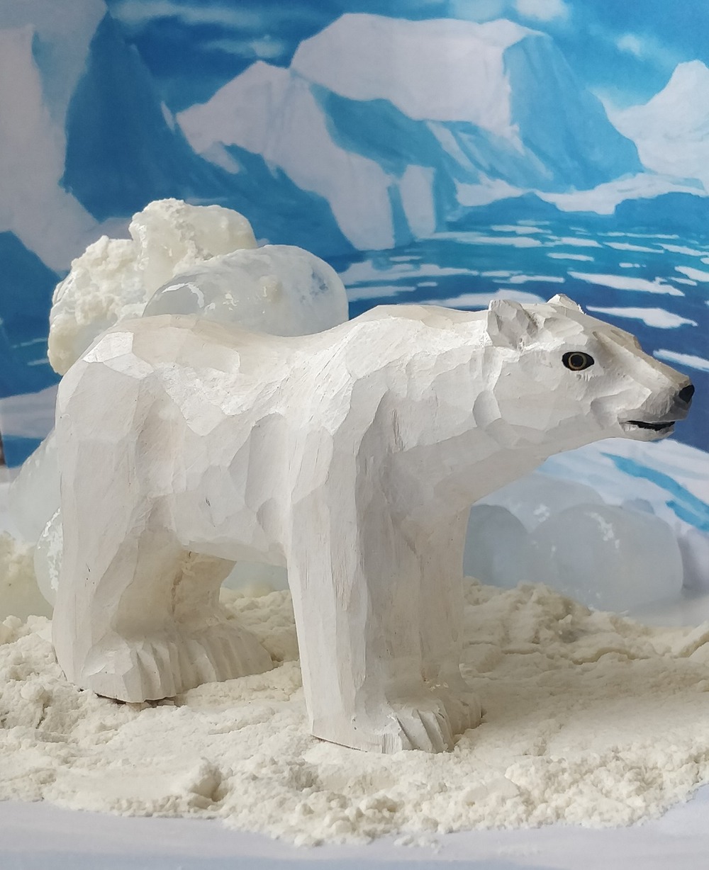 Figurine ours polaire