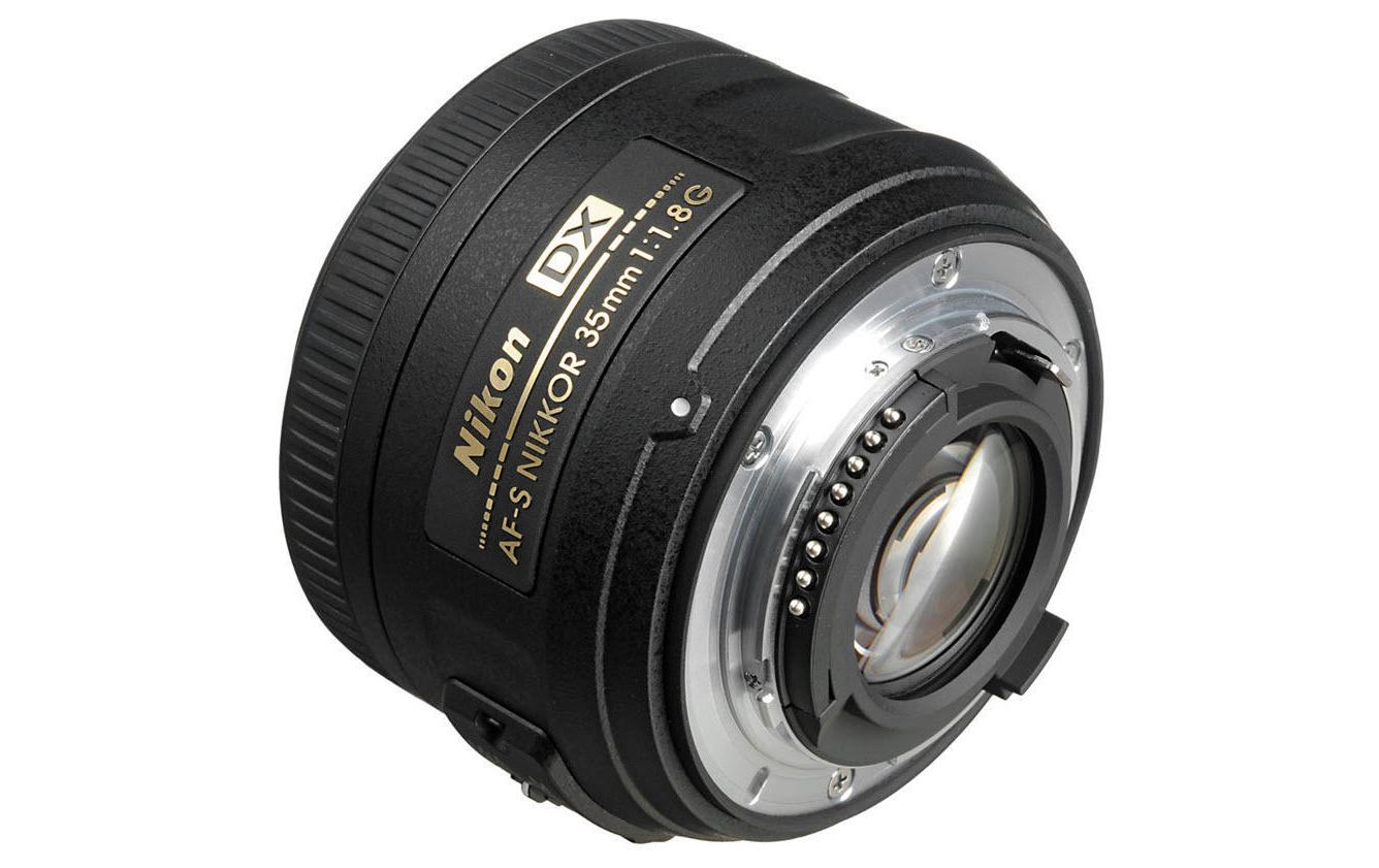 Festbrennweite AF-S DX 35mm F/1.8G – Nikon F<br>Lichtstarkes Weitwinkel-Objektiv
