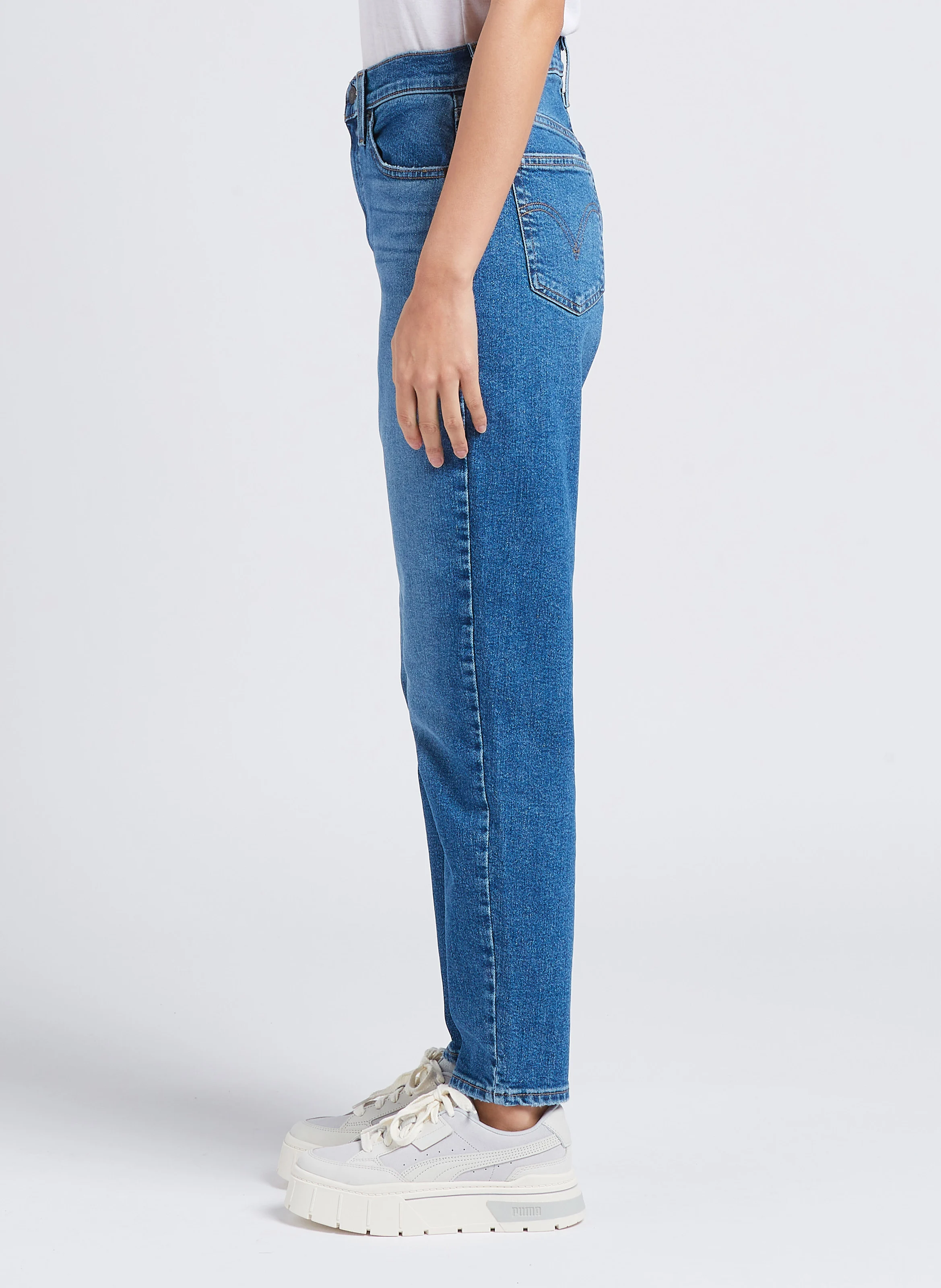 HIGH WAISTED MOM JEAN - Jean droit en coton mélangé | Jean Délavé