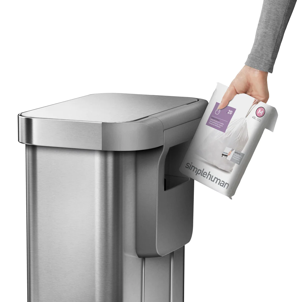 Poubelle rectangulaire à pédale 45L code M inox Simplehuman