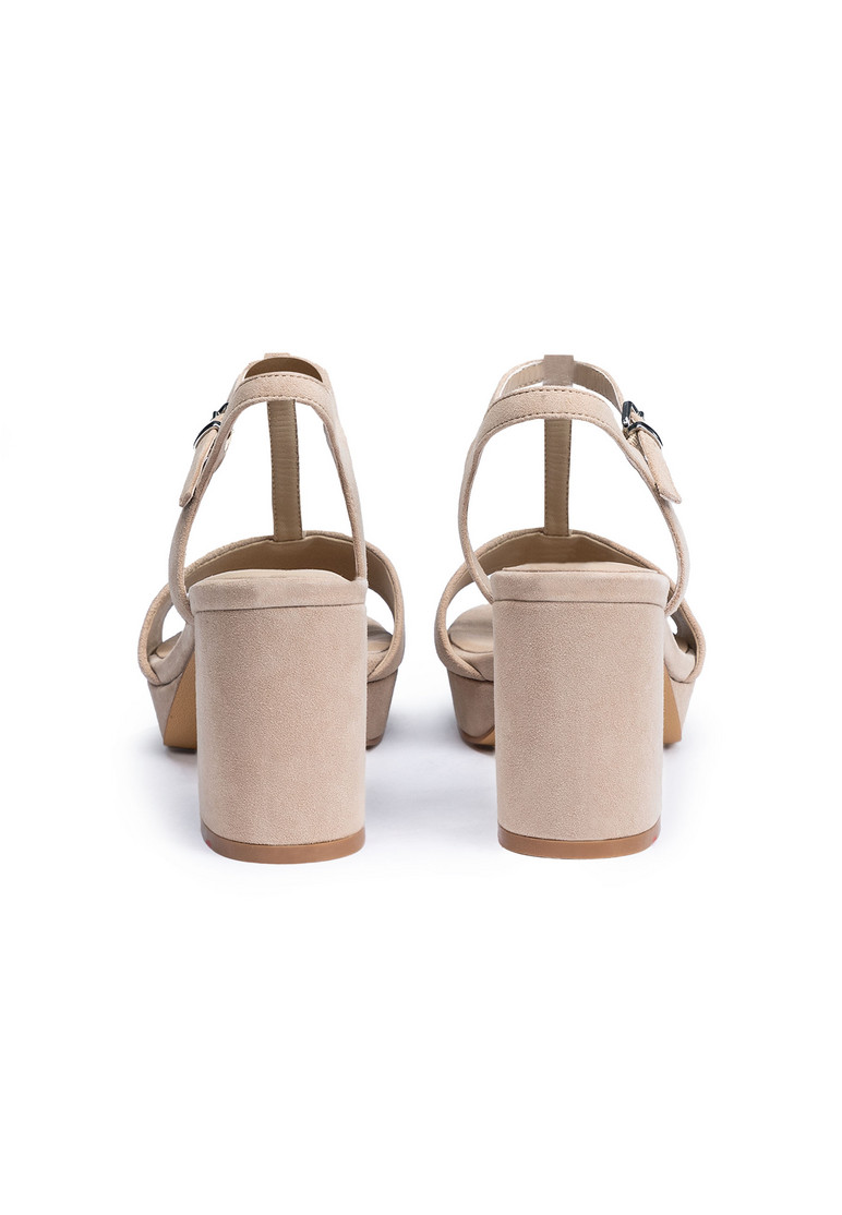 SANDALEN Braun