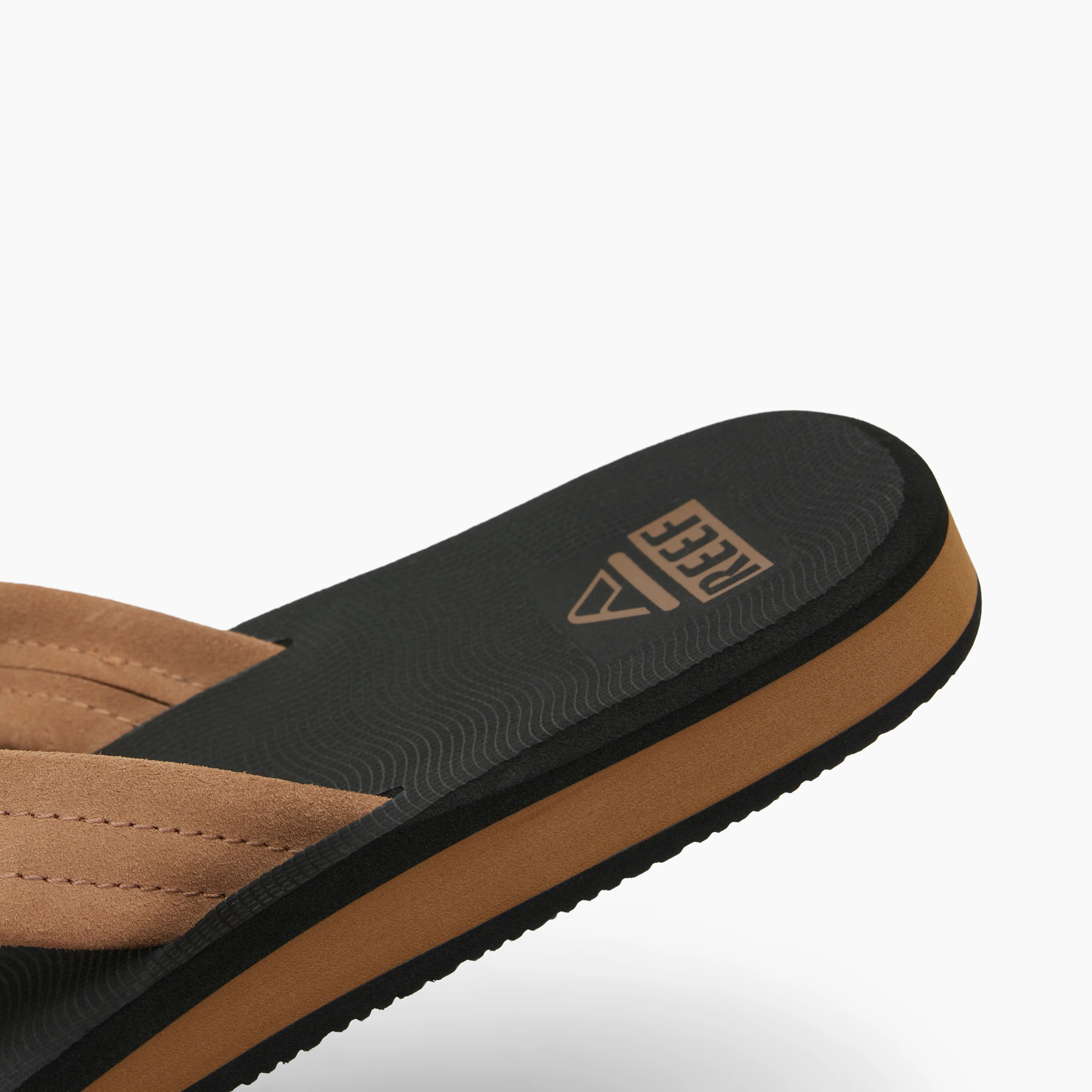 The Groundswell Black Tan