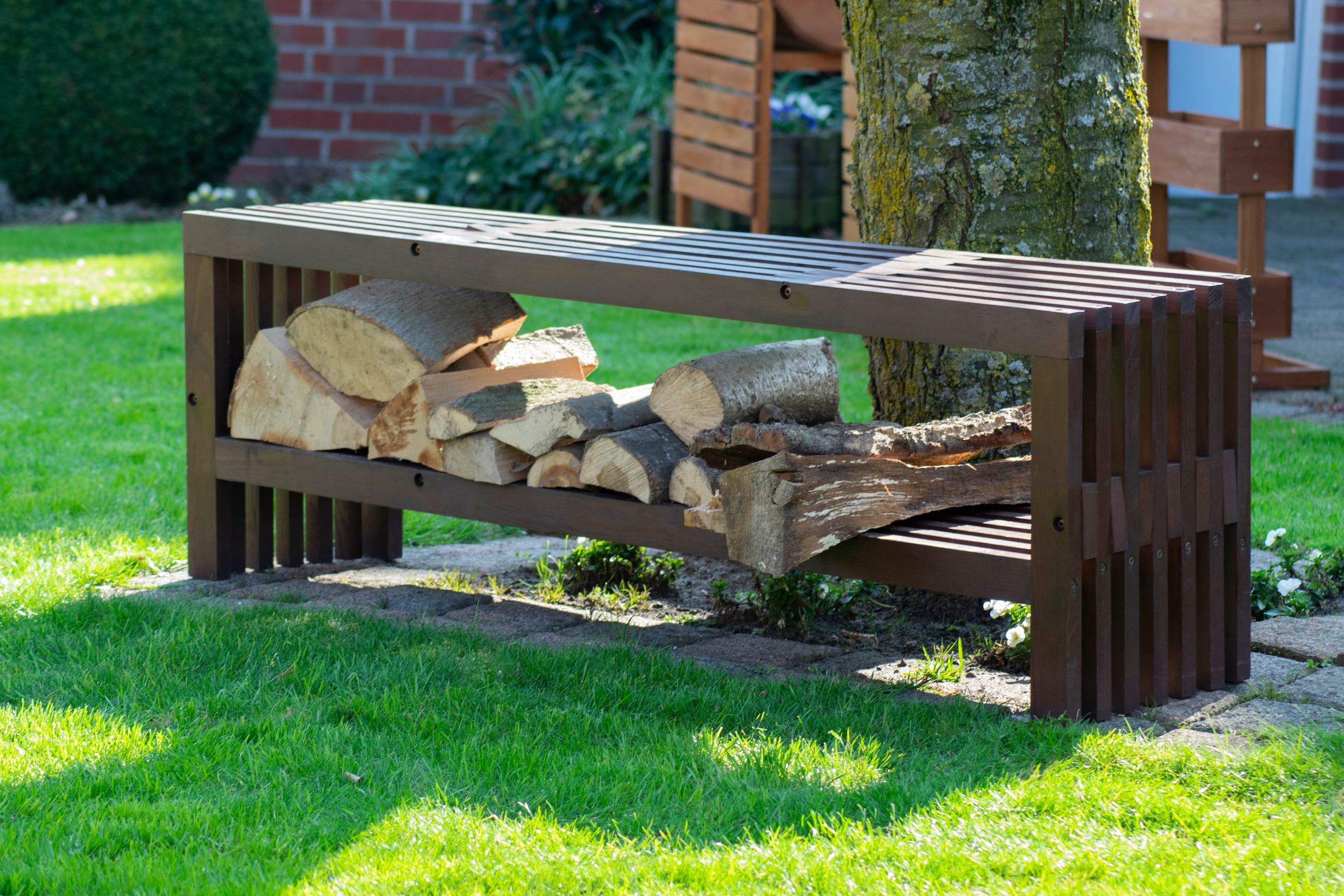 dobar Kaminholzregal »Svensson« Gartenbank mit Stauraum