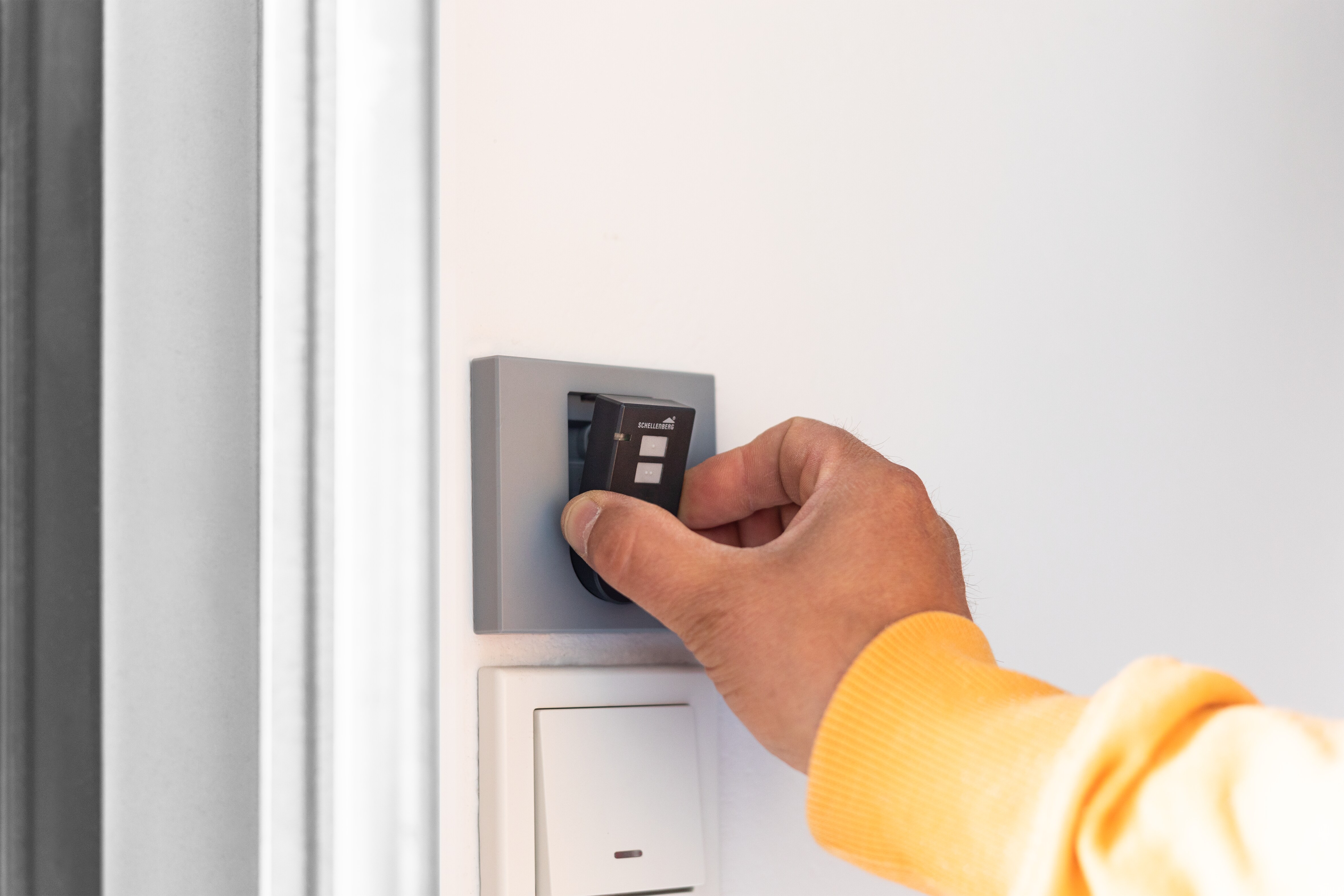 Schellenberg Funk-Handsender Smart DRIVE, 2-Kanal, 868,4 MHz, anthrazit