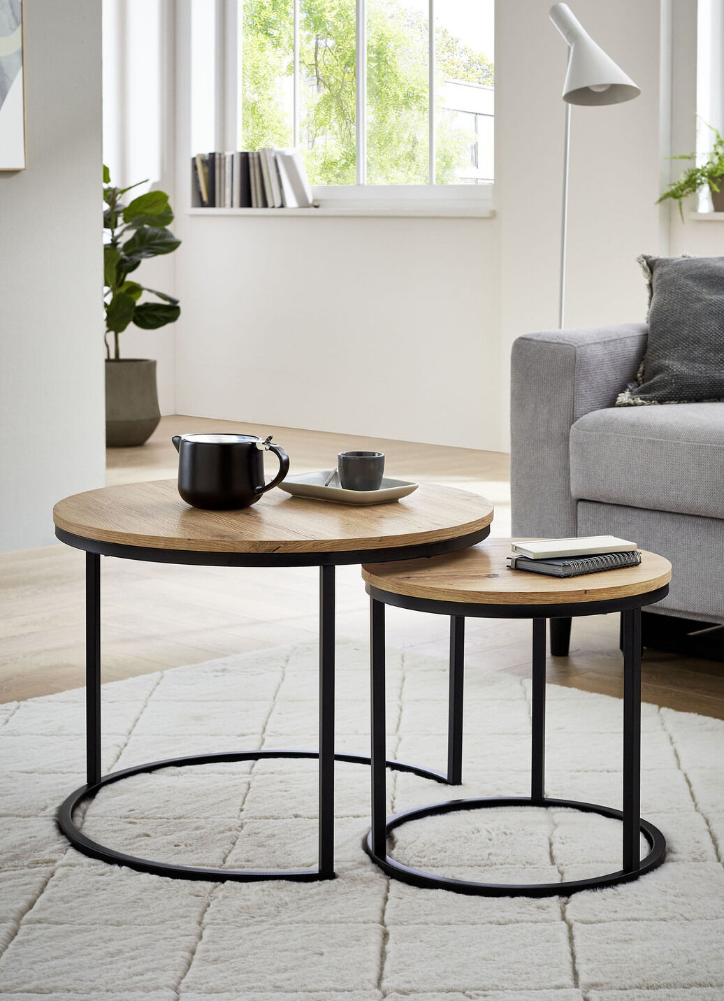 Couchtisch, 2er Set, mit Metallgestell