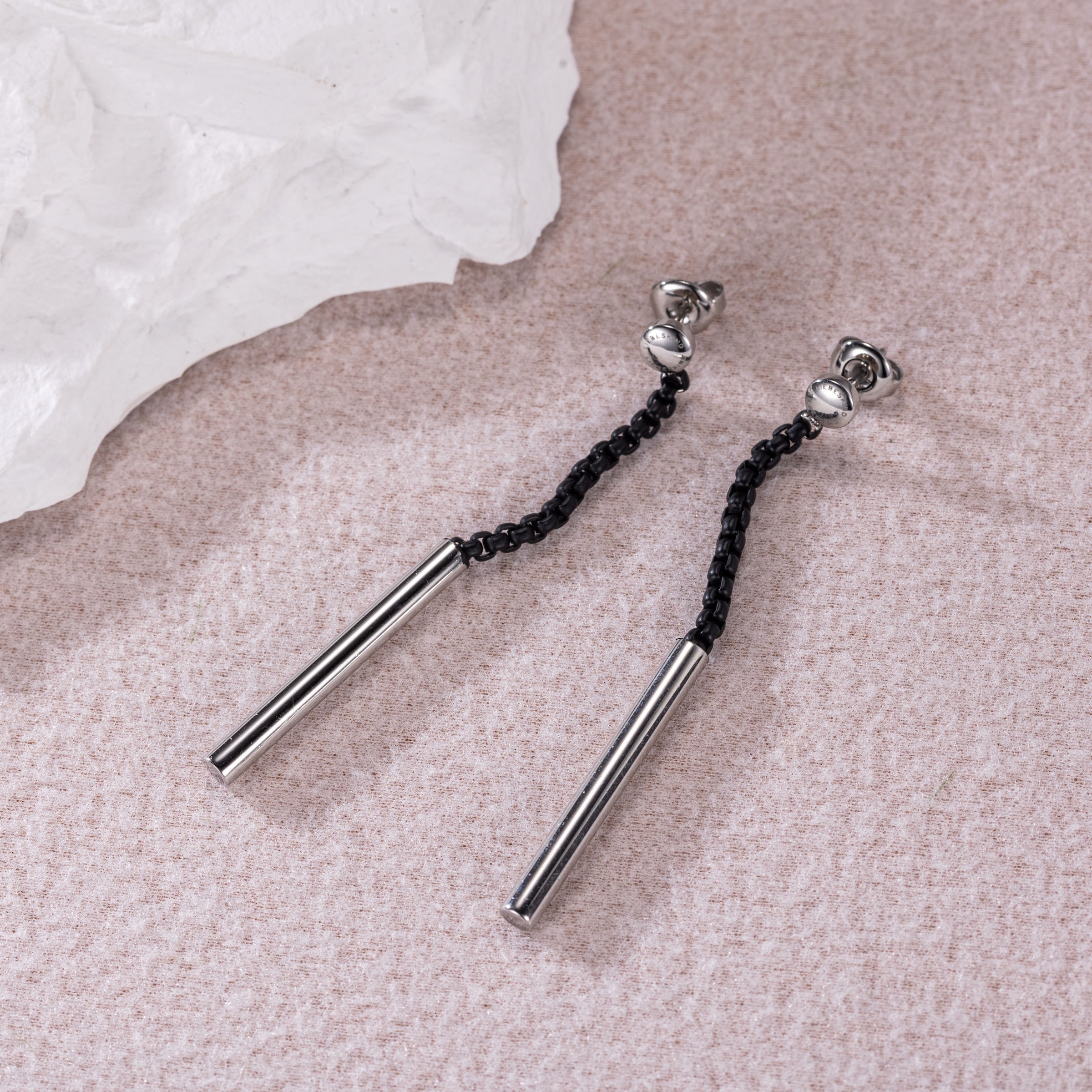 Firetti Paar Ohrstecker »Schmuck Geschenk Edelstahl Ohrschmuck Ohrringe Venezianerkette Color«